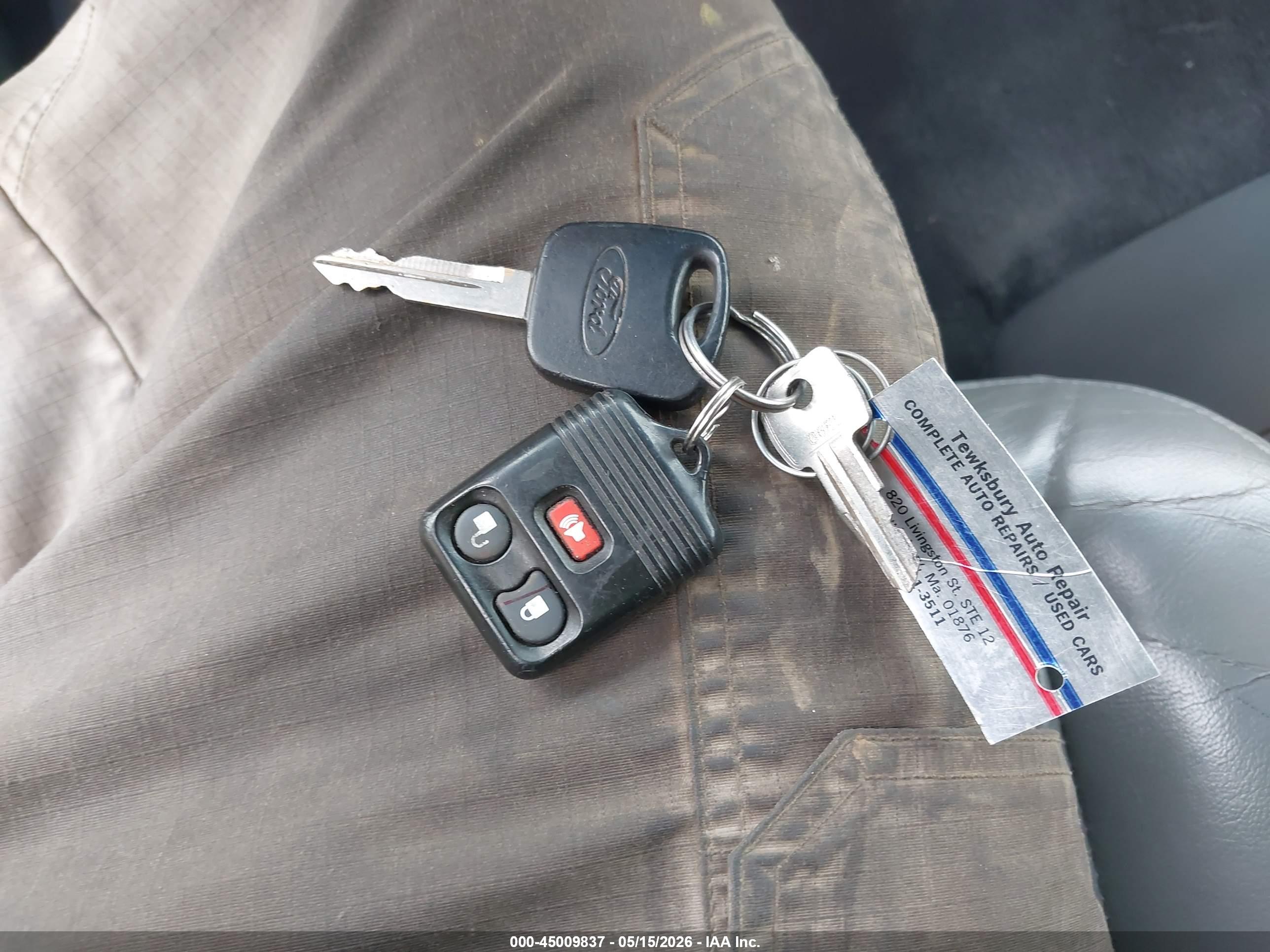 FORD EXCURSION image 11