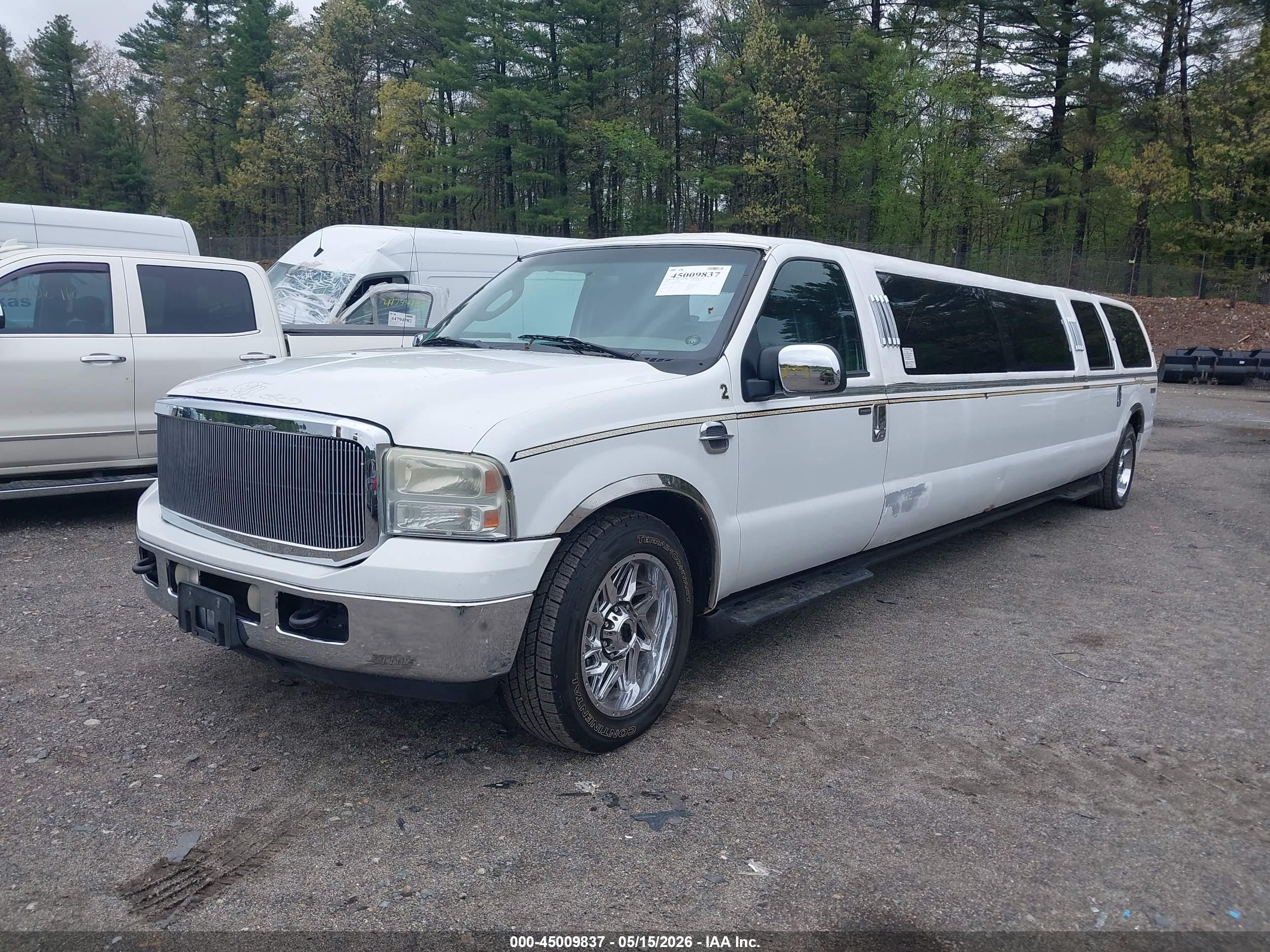 FORD EXCURSION image 2