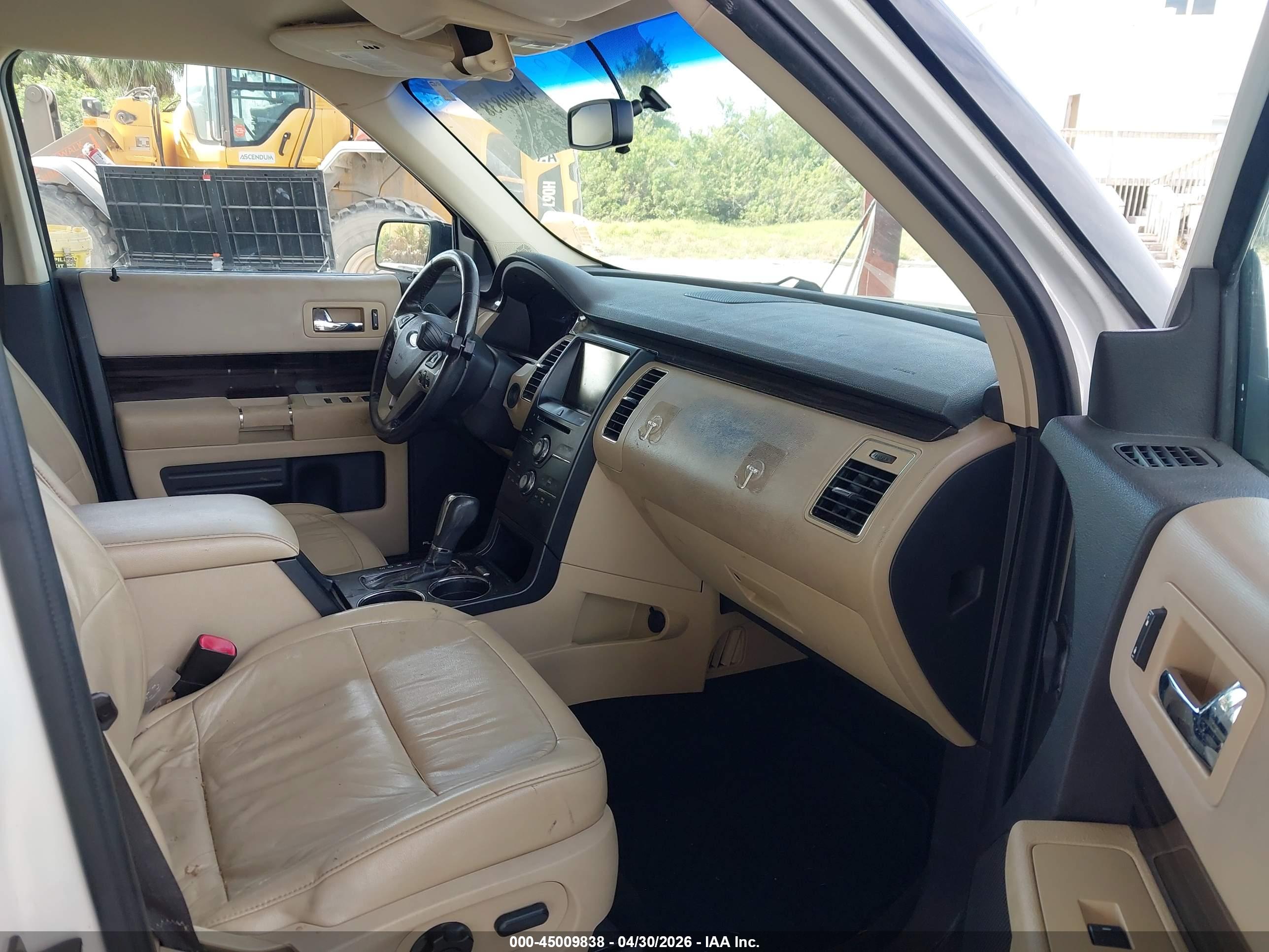 FORD FLEX image 5