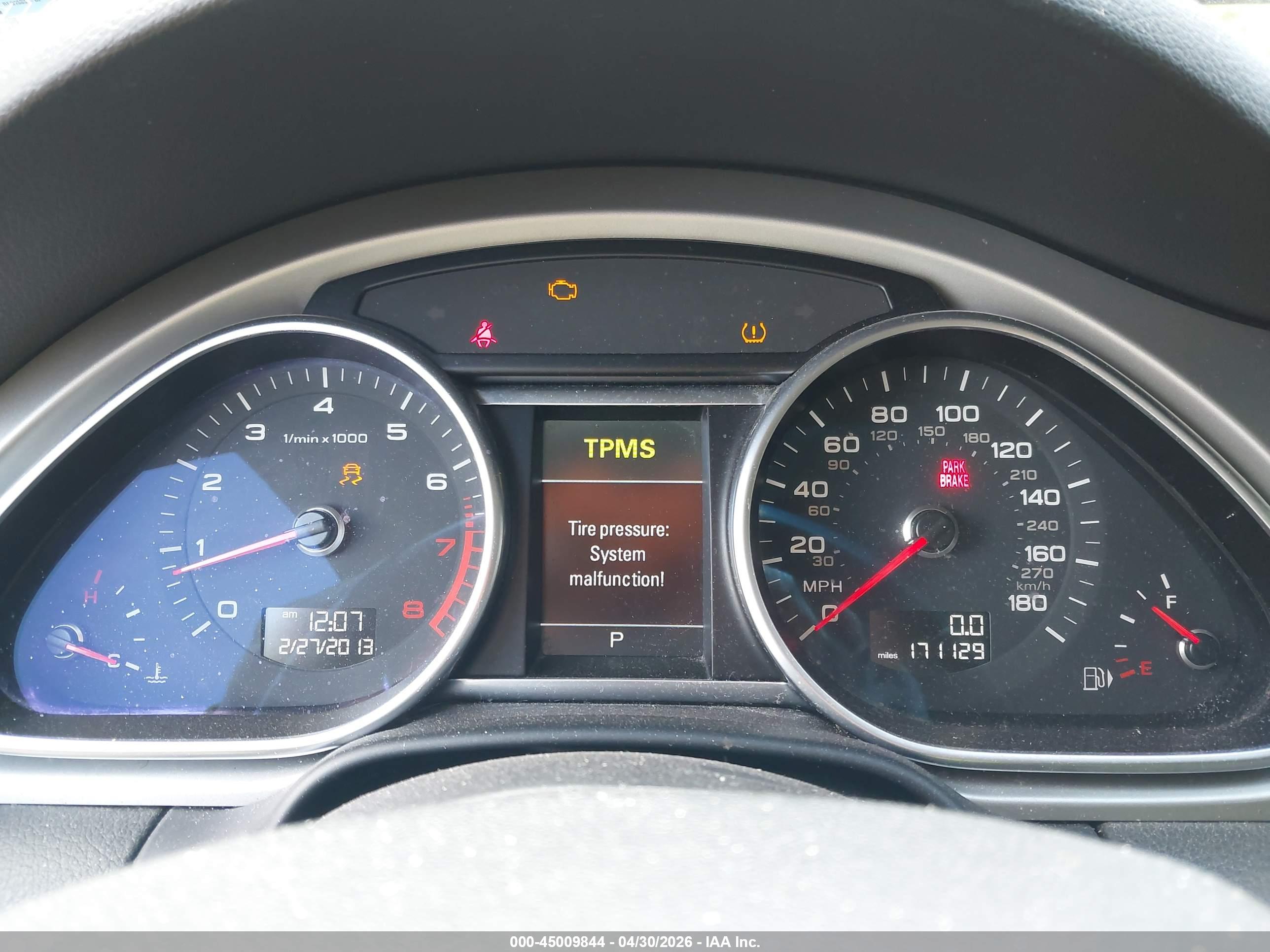 AUDI Q7 image 7