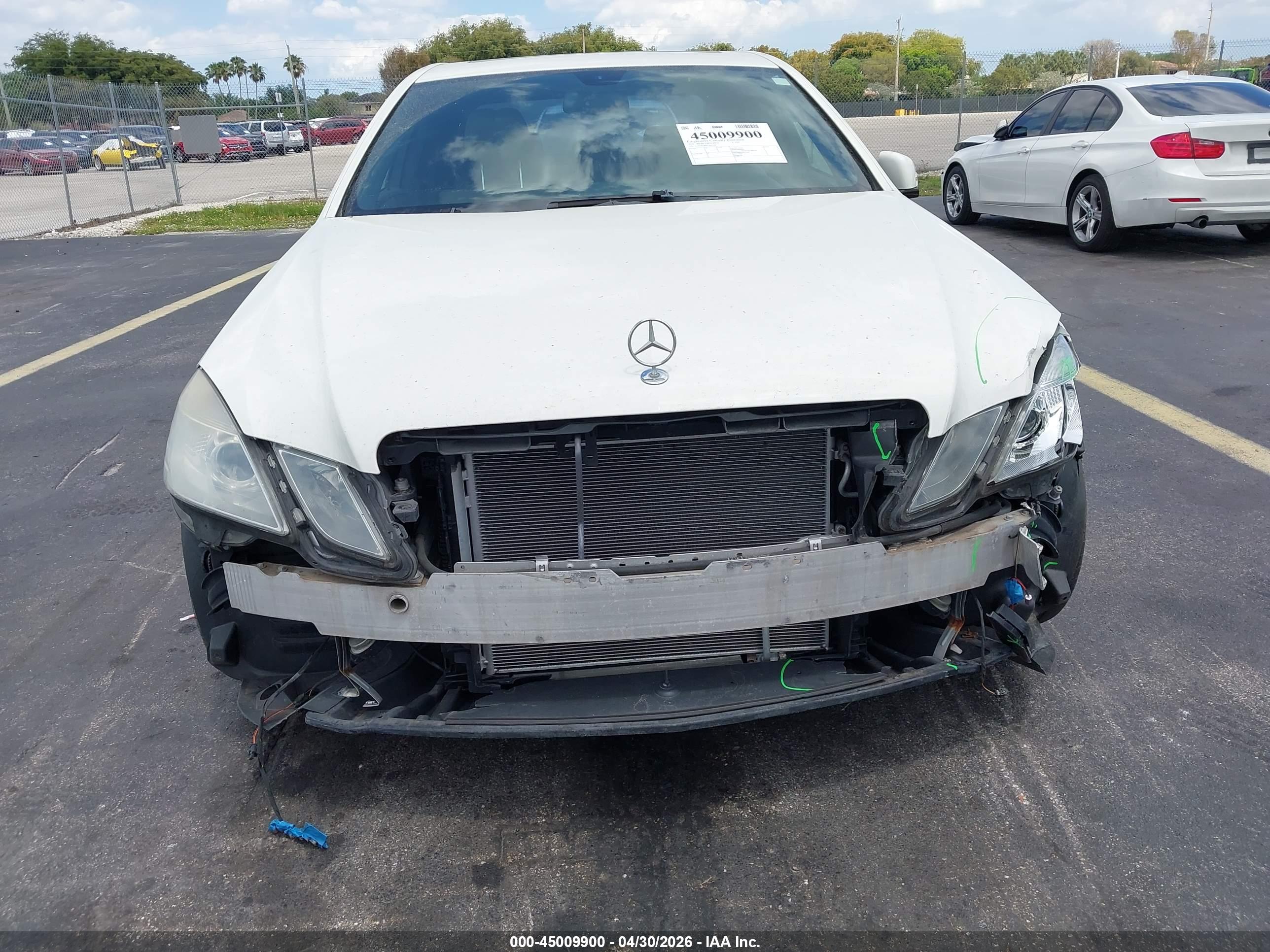 MERCEDES-BENZ E image 6