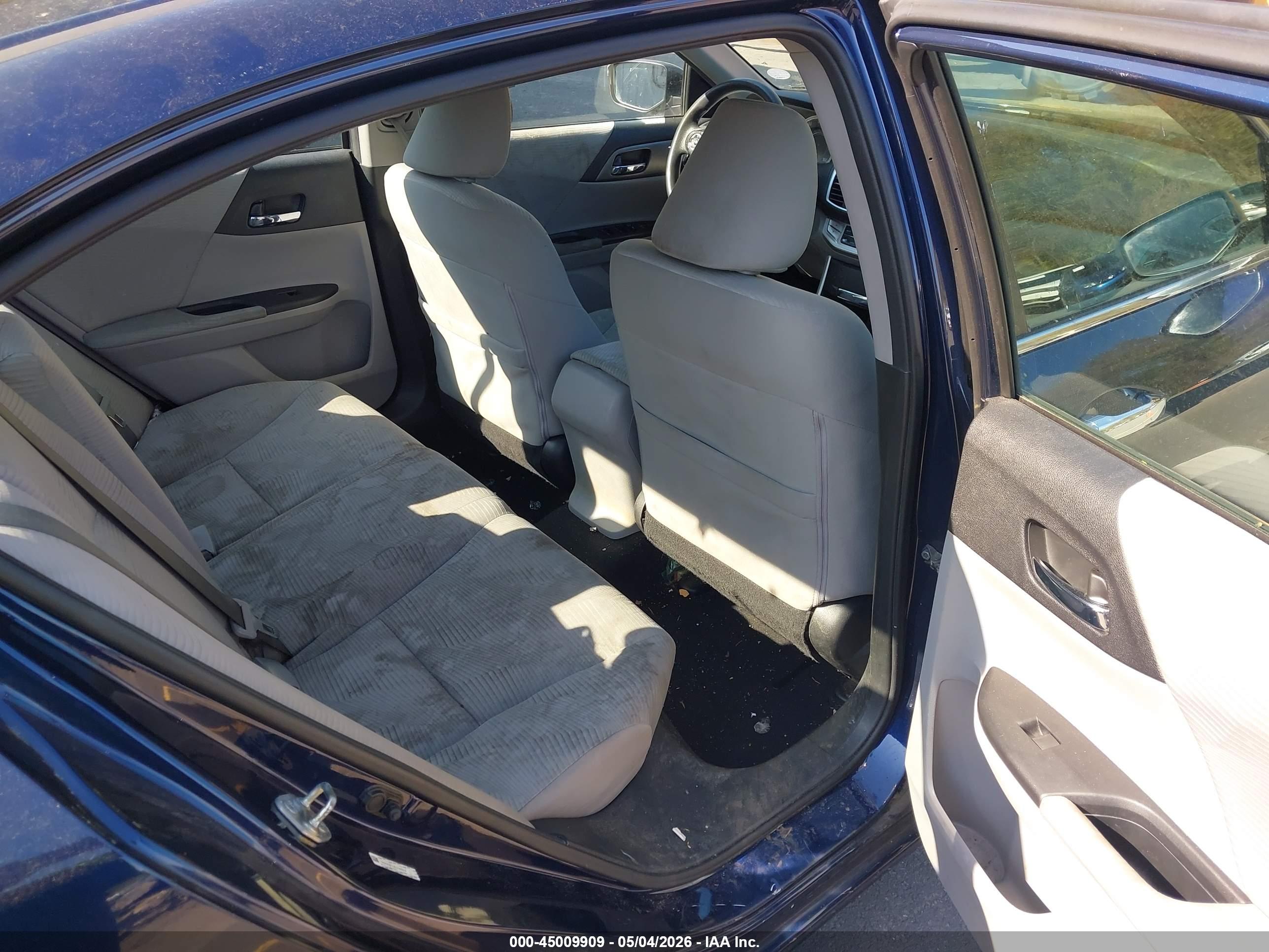 HONDA ACCORD image 8