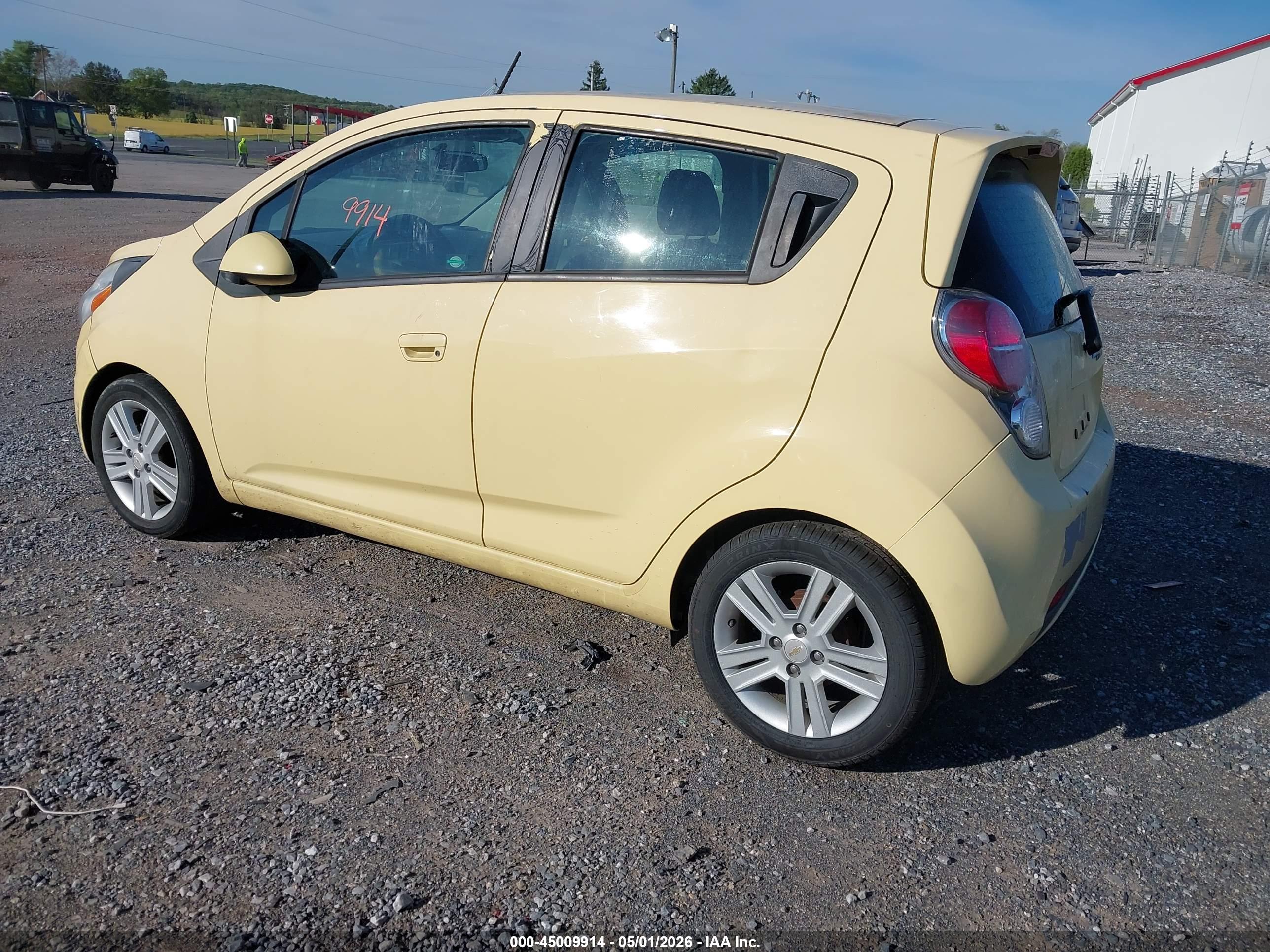 CHEVROLET SPARK image 3
