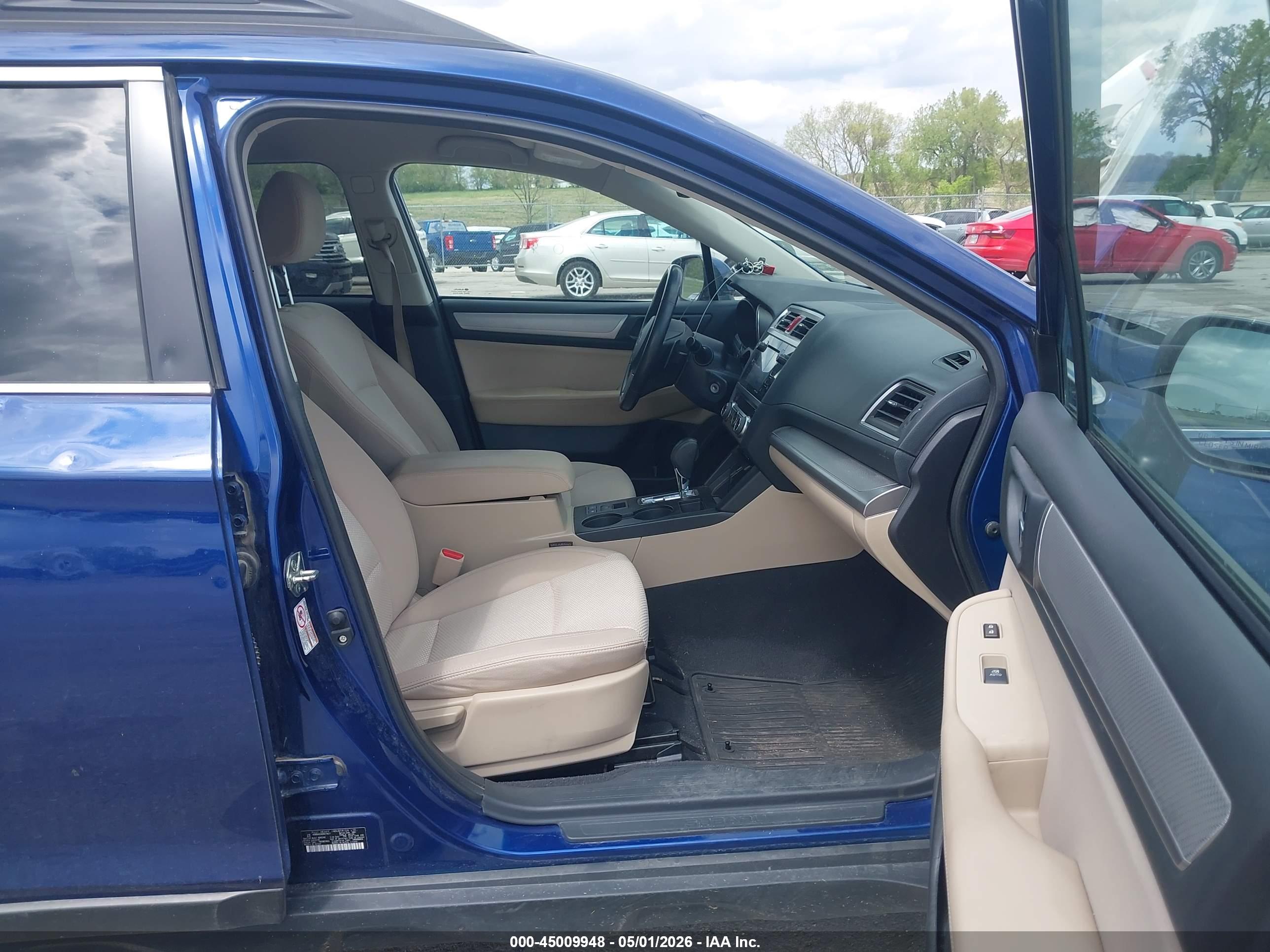 SUBARU OUTBACK image 5