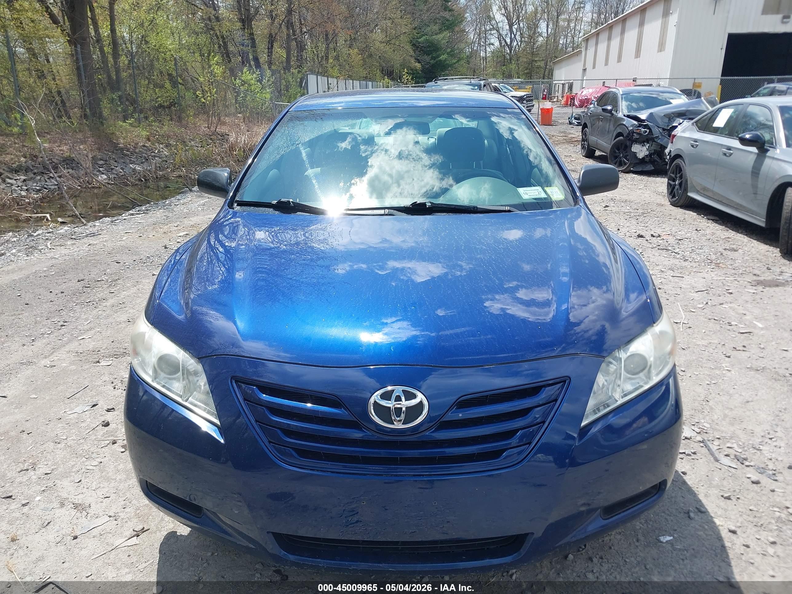 TOYOTA CAMRY image 6