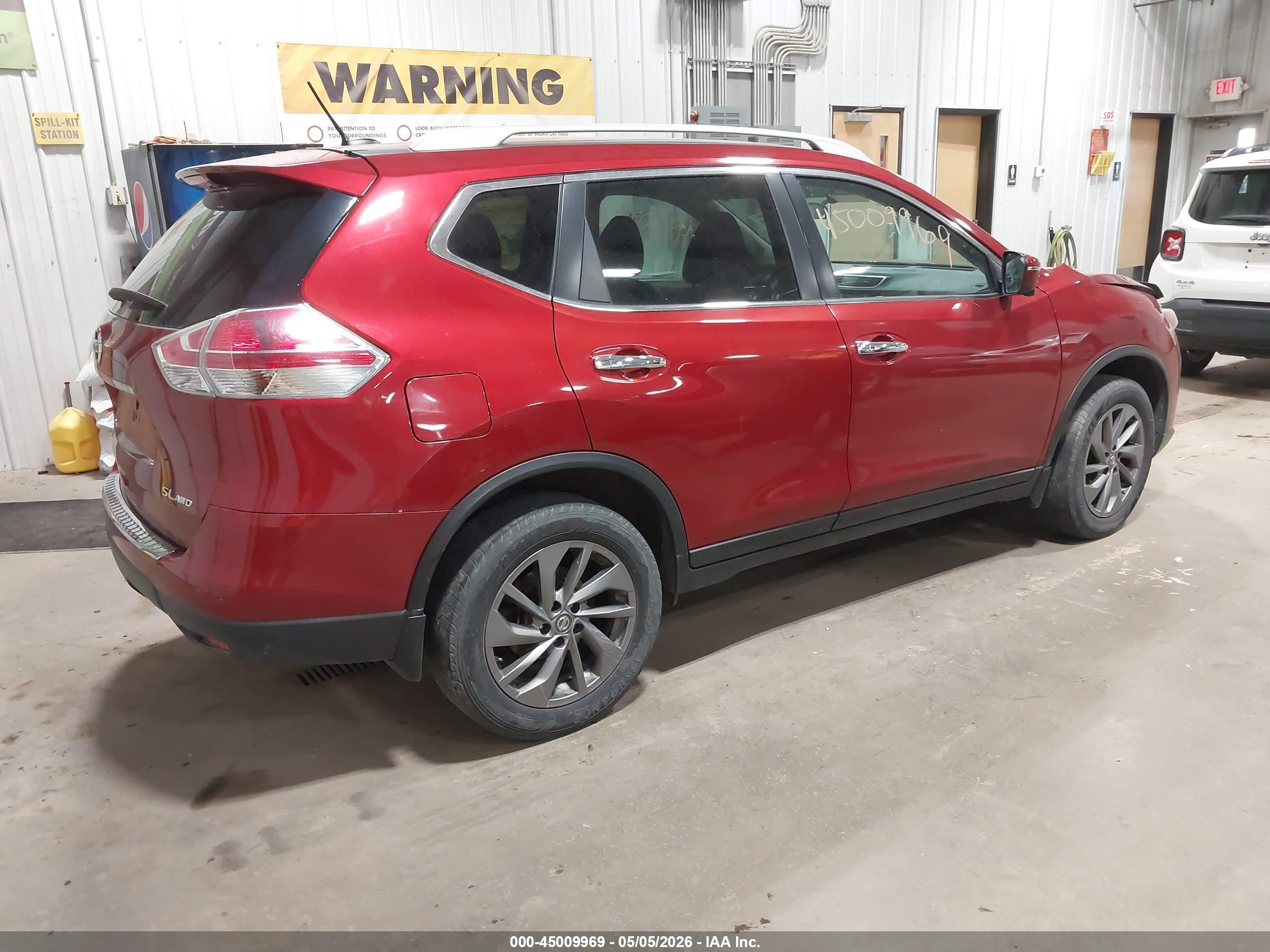 NISSAN ROGUE image 4