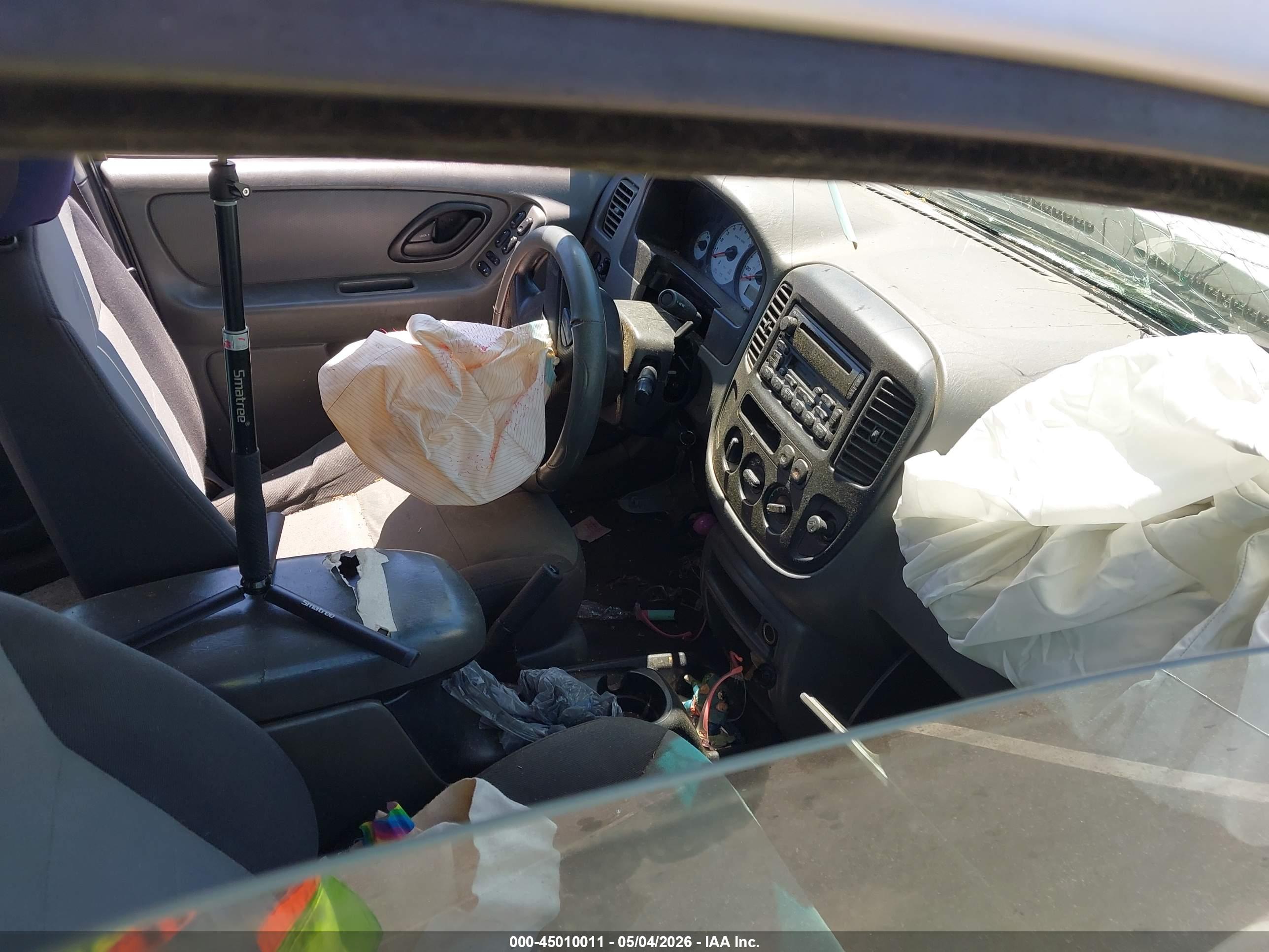 FORD ESCAPE image 5