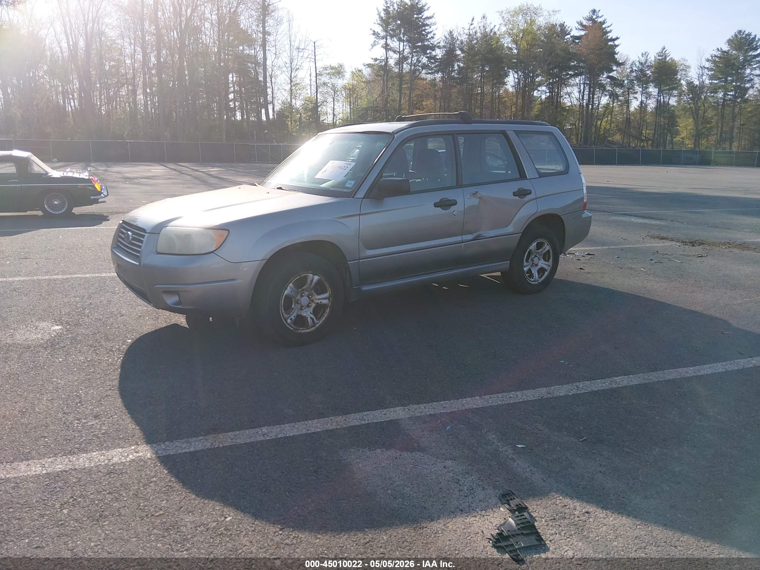 SUBARU FORESTER image 2
