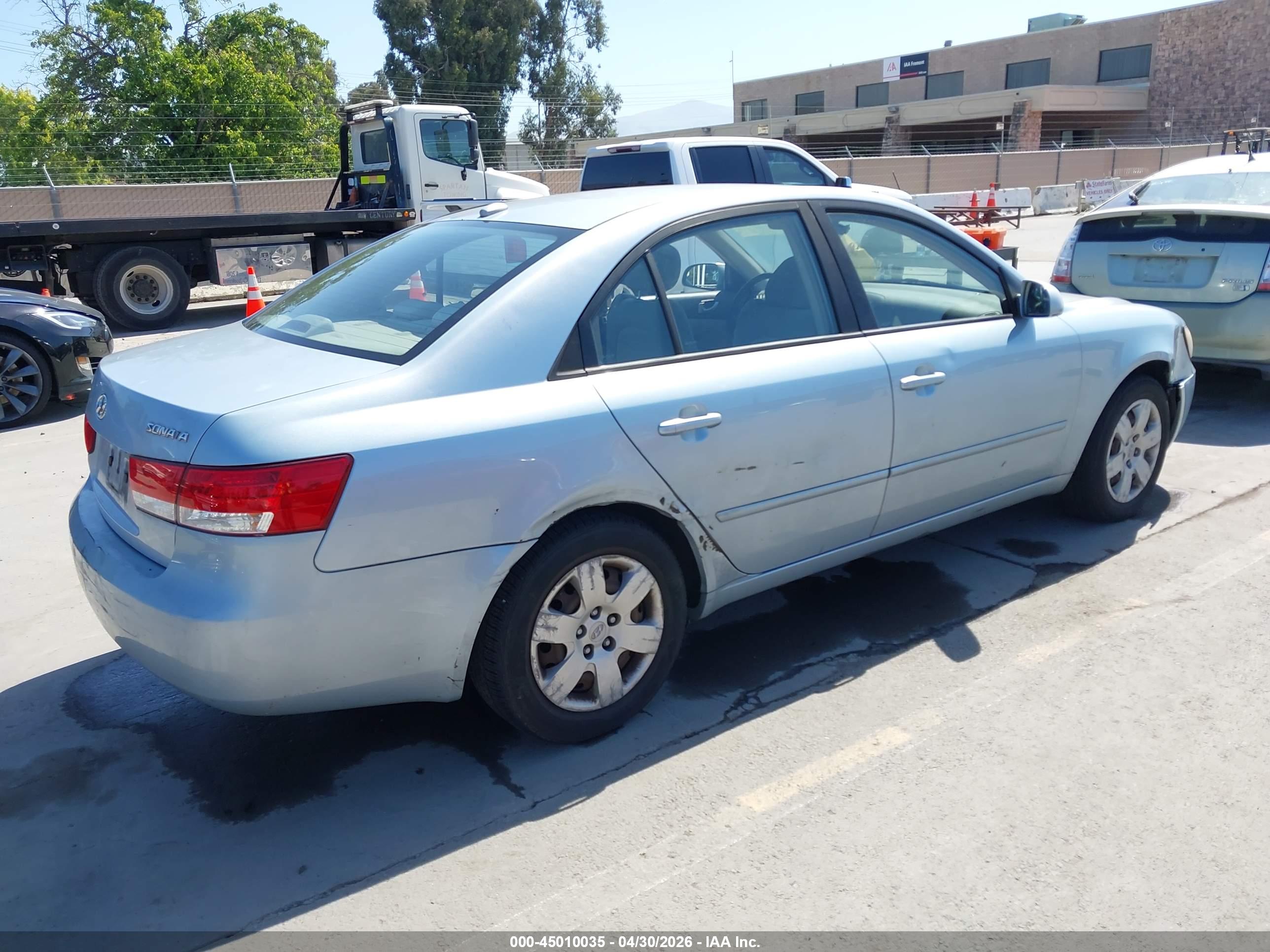 HYUNDAI SONATA image 4