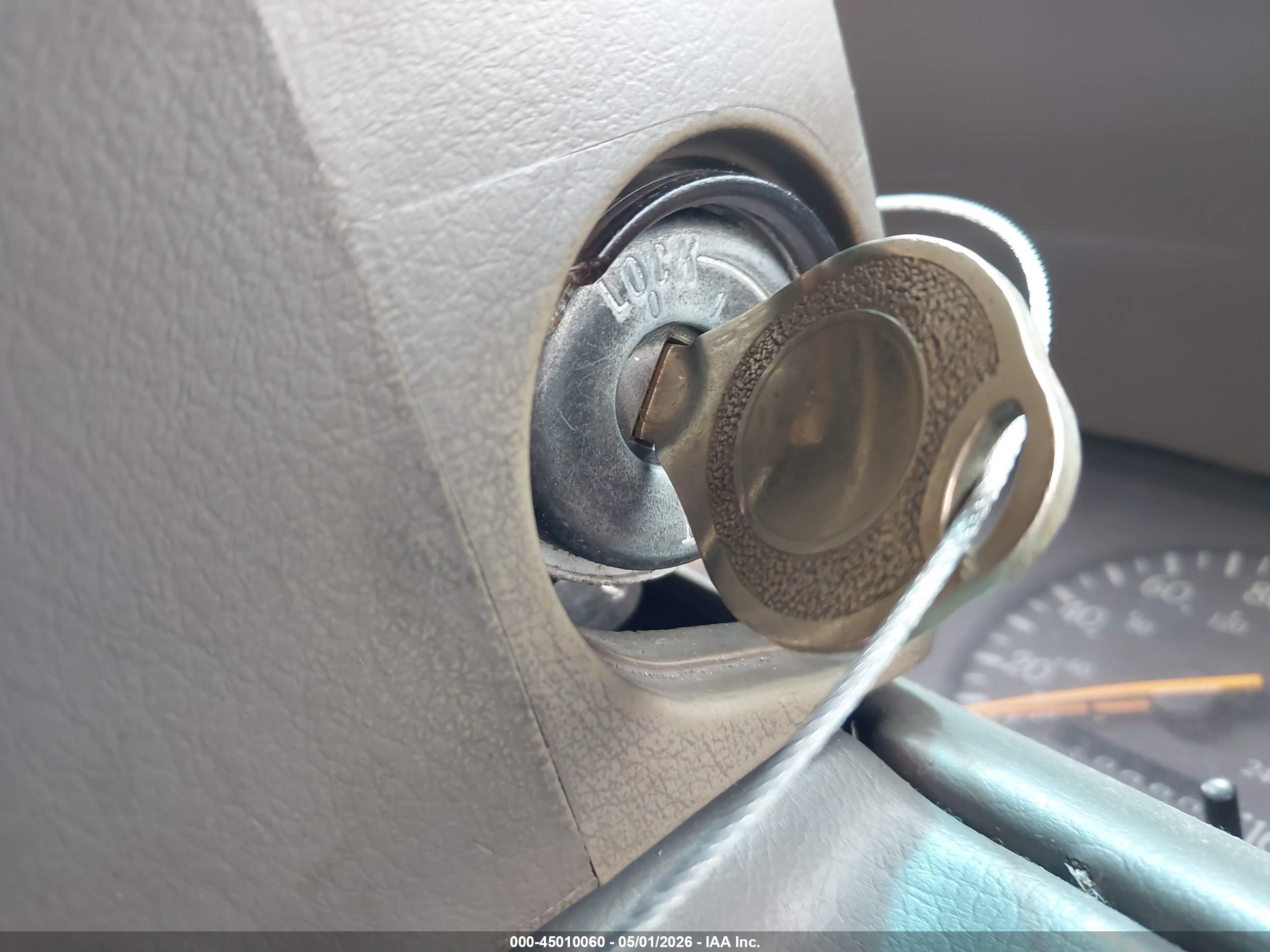 INFINITI Q45 image 11