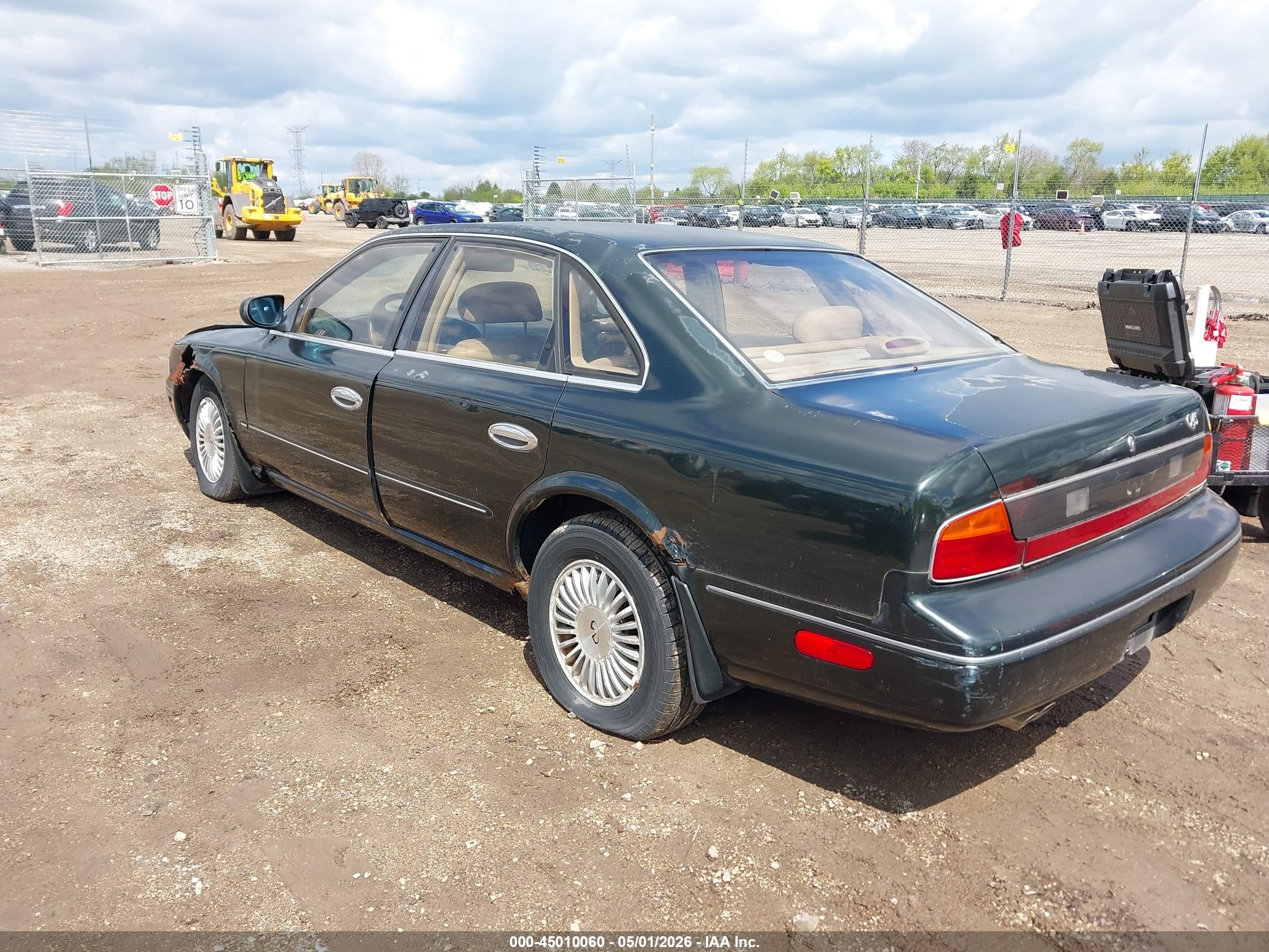 INFINITI Q45 image 3