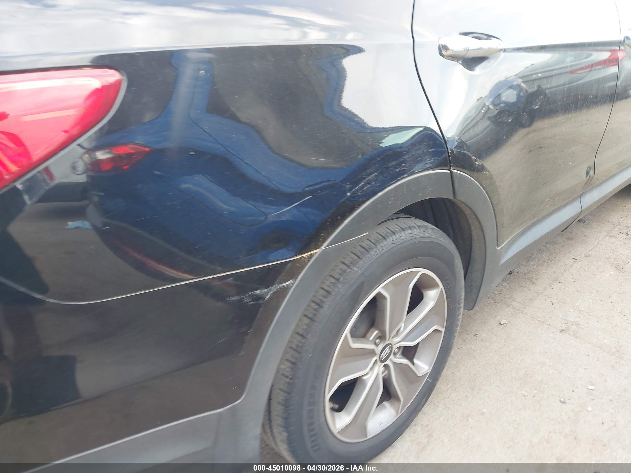 HYUNDAI SANTA image 6
