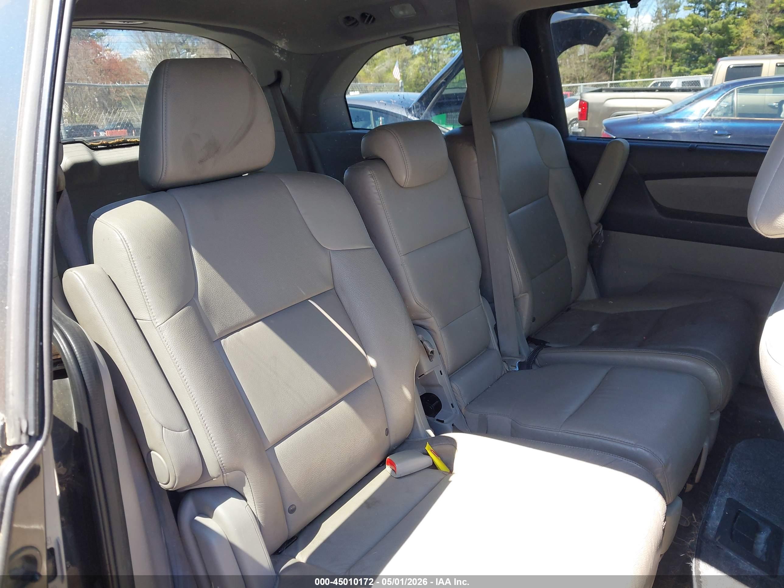 HONDA ODYSSEY image 8