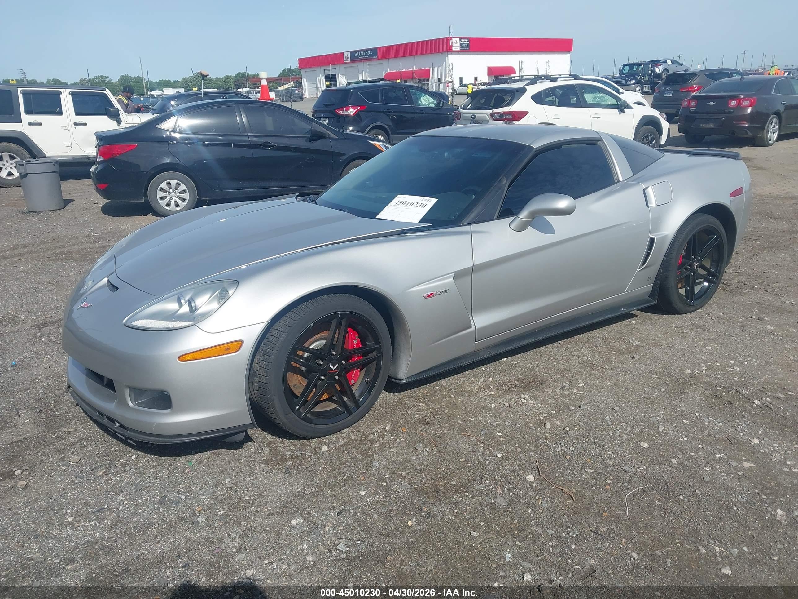CHEVROLET CORVETTE image 2