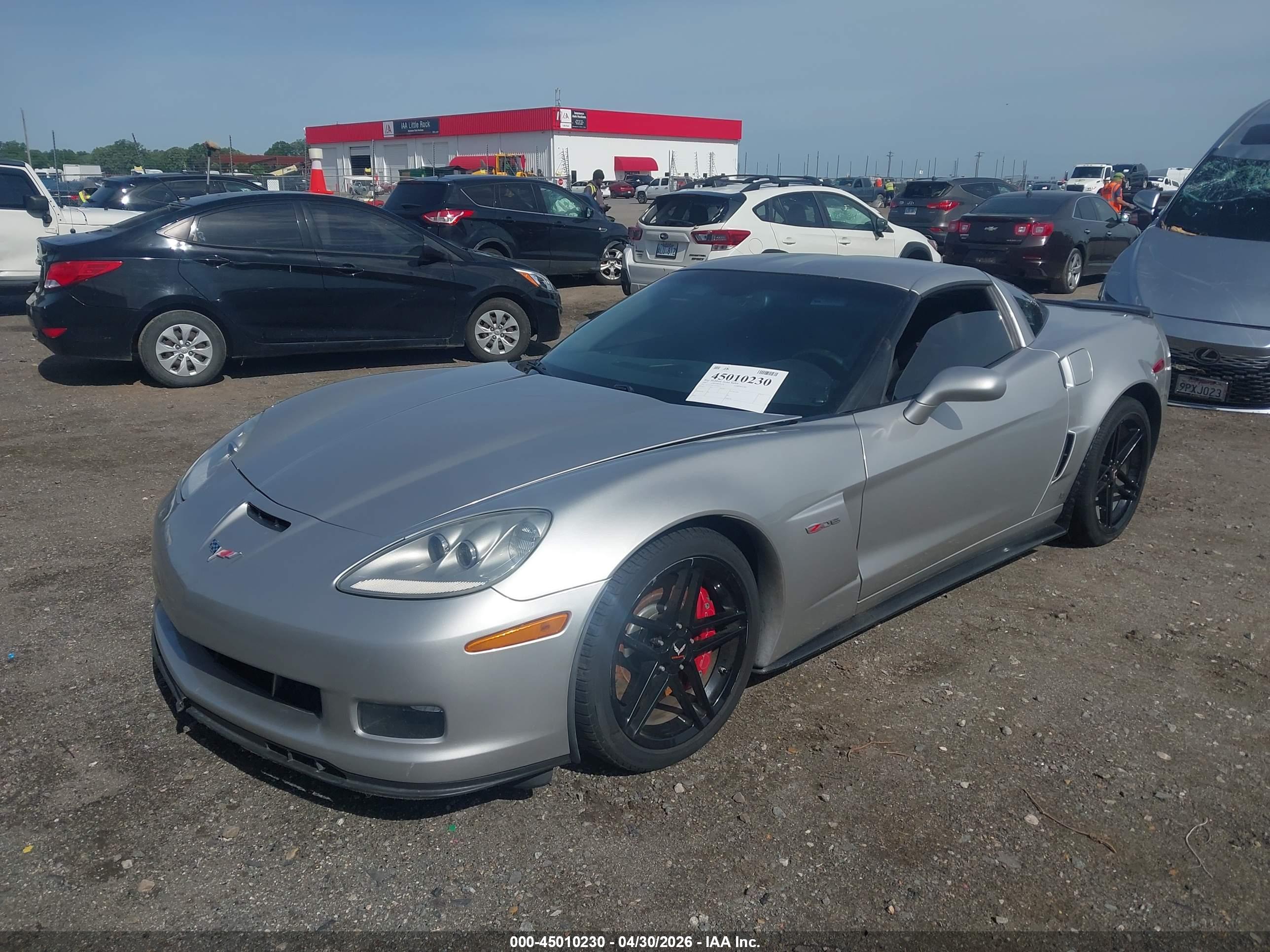 CHEVROLET CORVETTE image 6