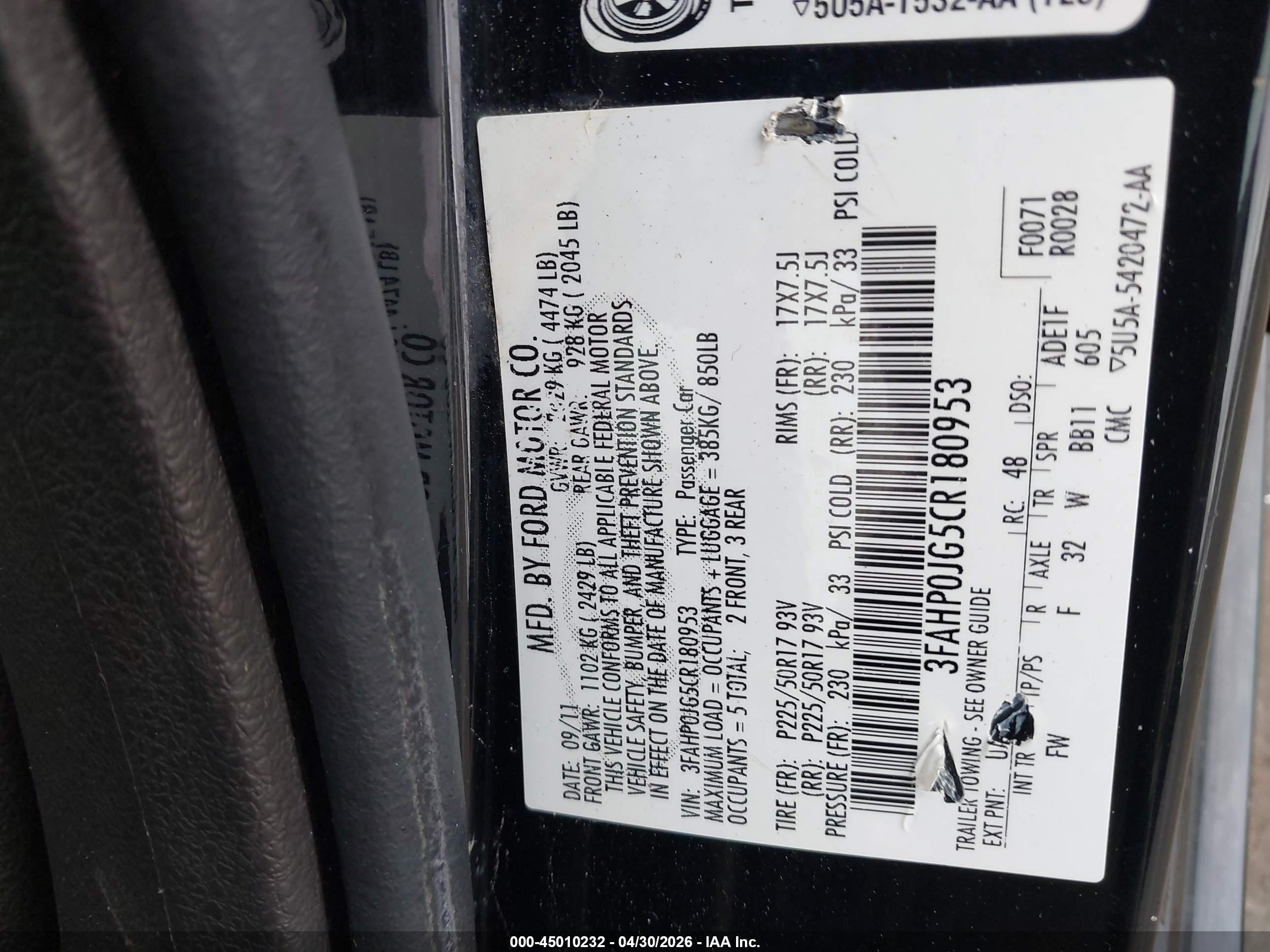 FORD FUSION image 9