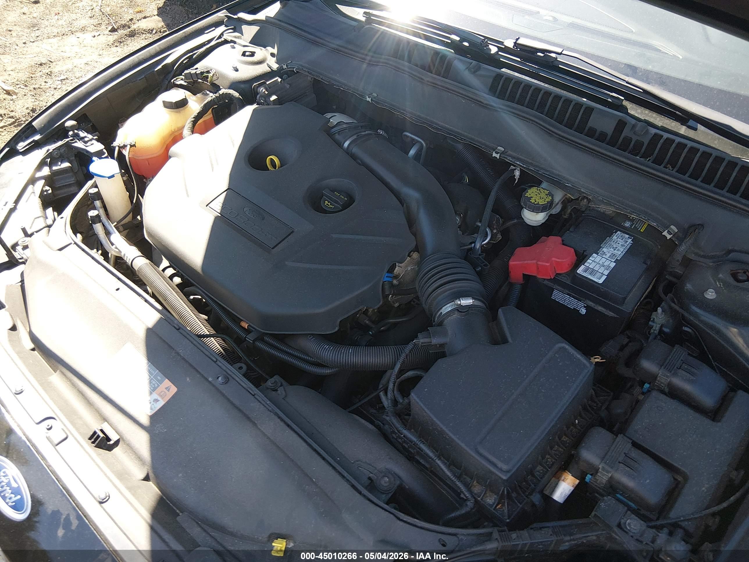 FORD FUSION image 10