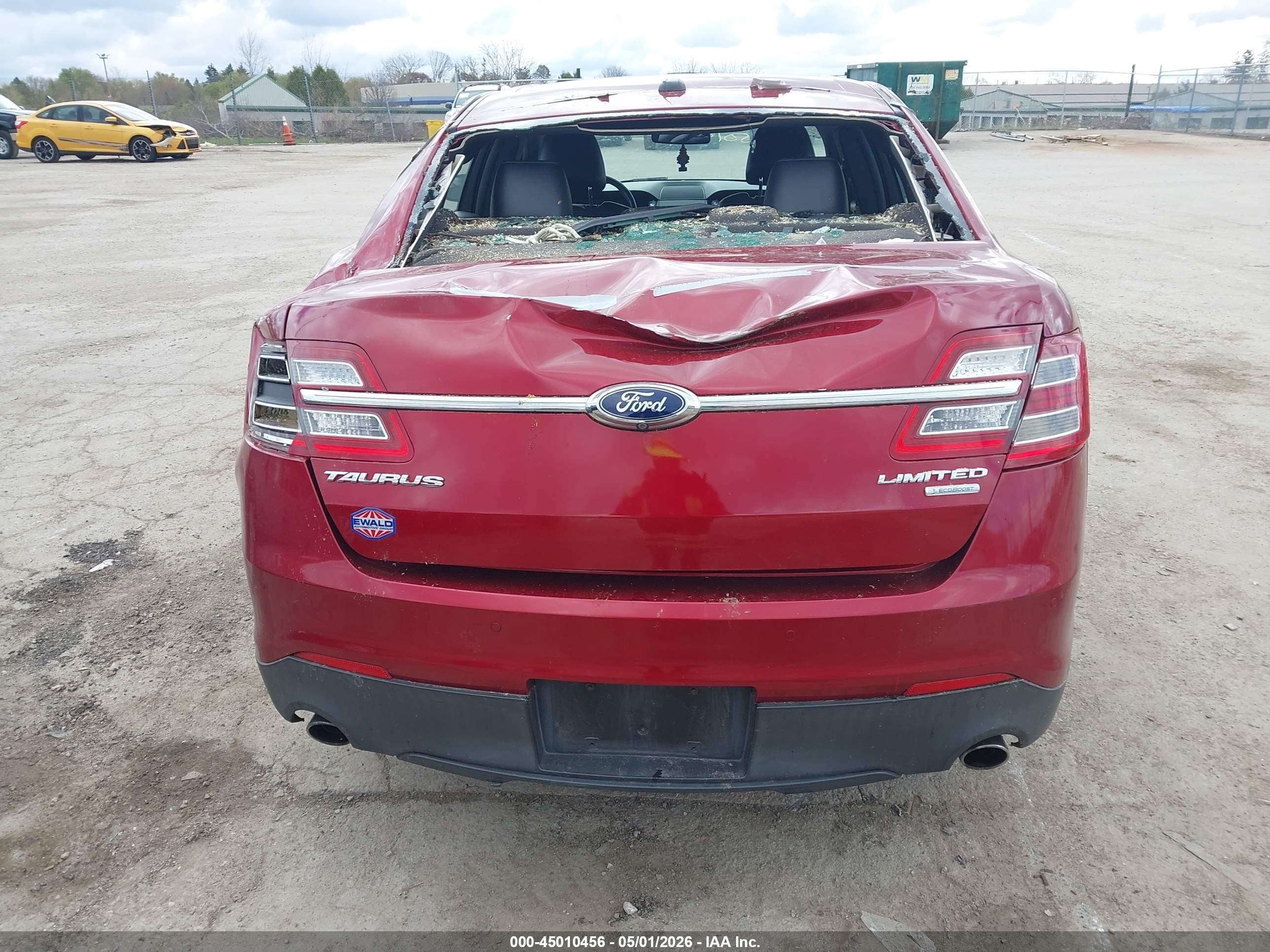 FORD TAURUS image 6