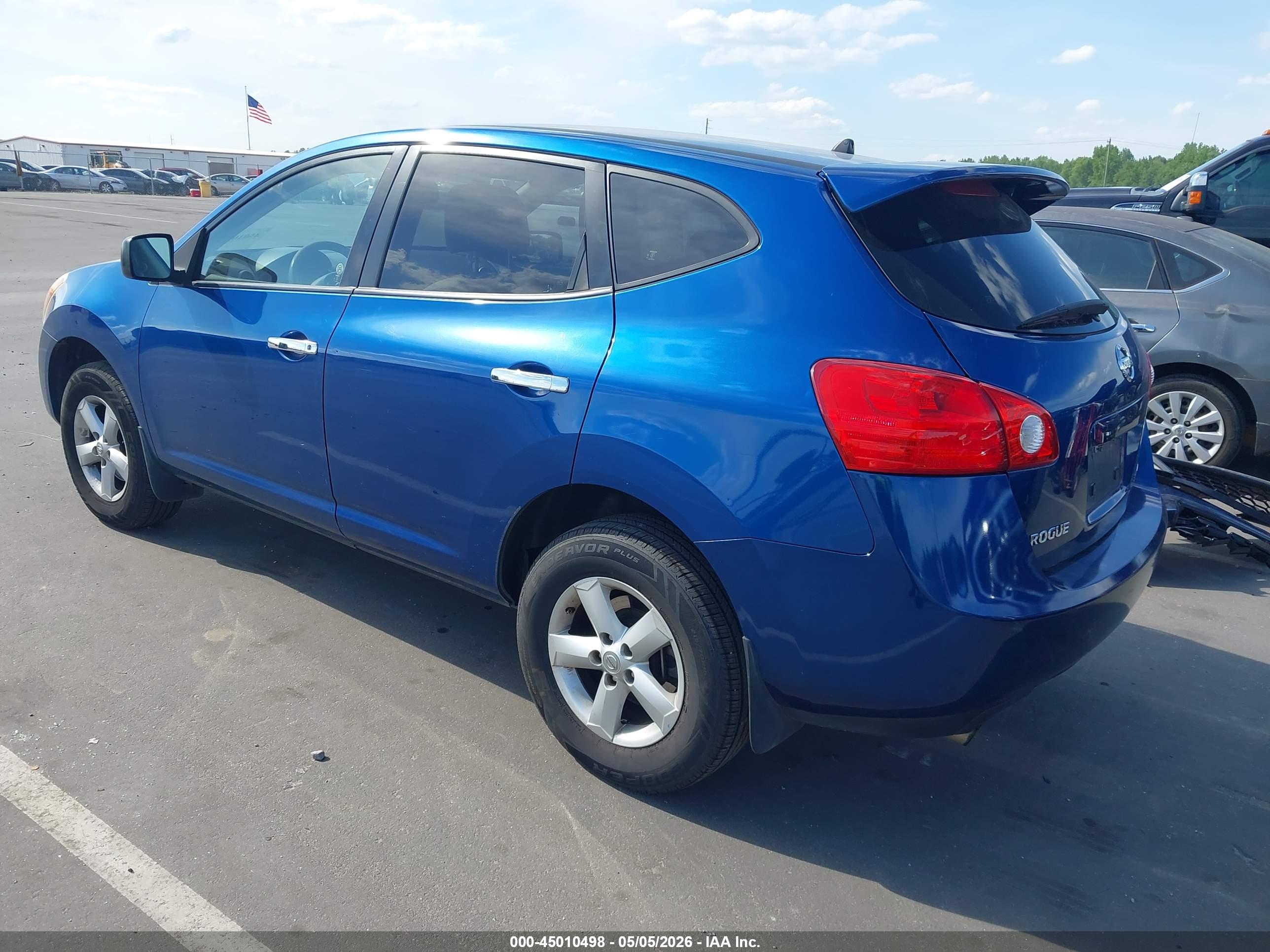 NISSAN ROGUE image 3