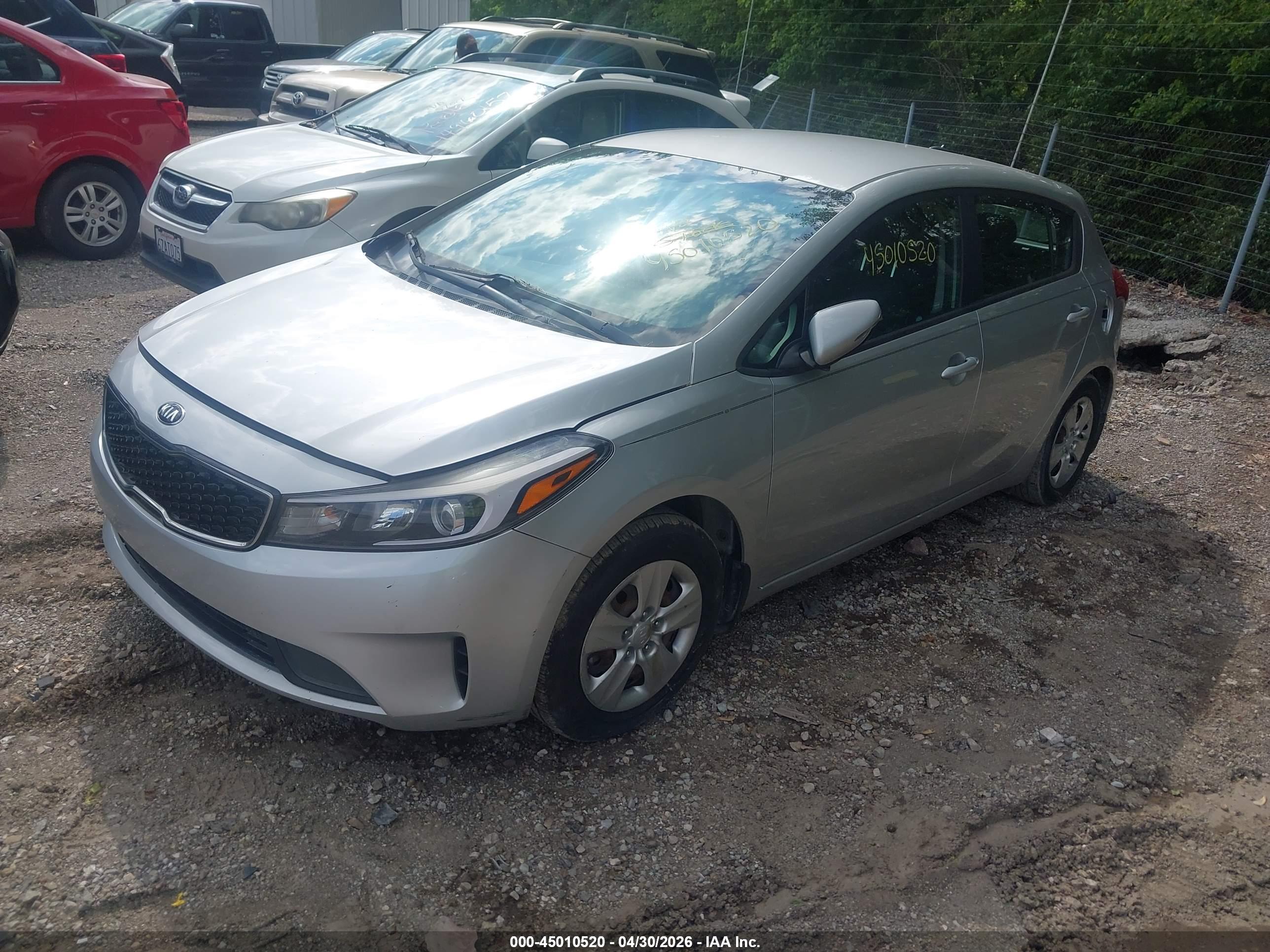 KIA FORTE image 2
