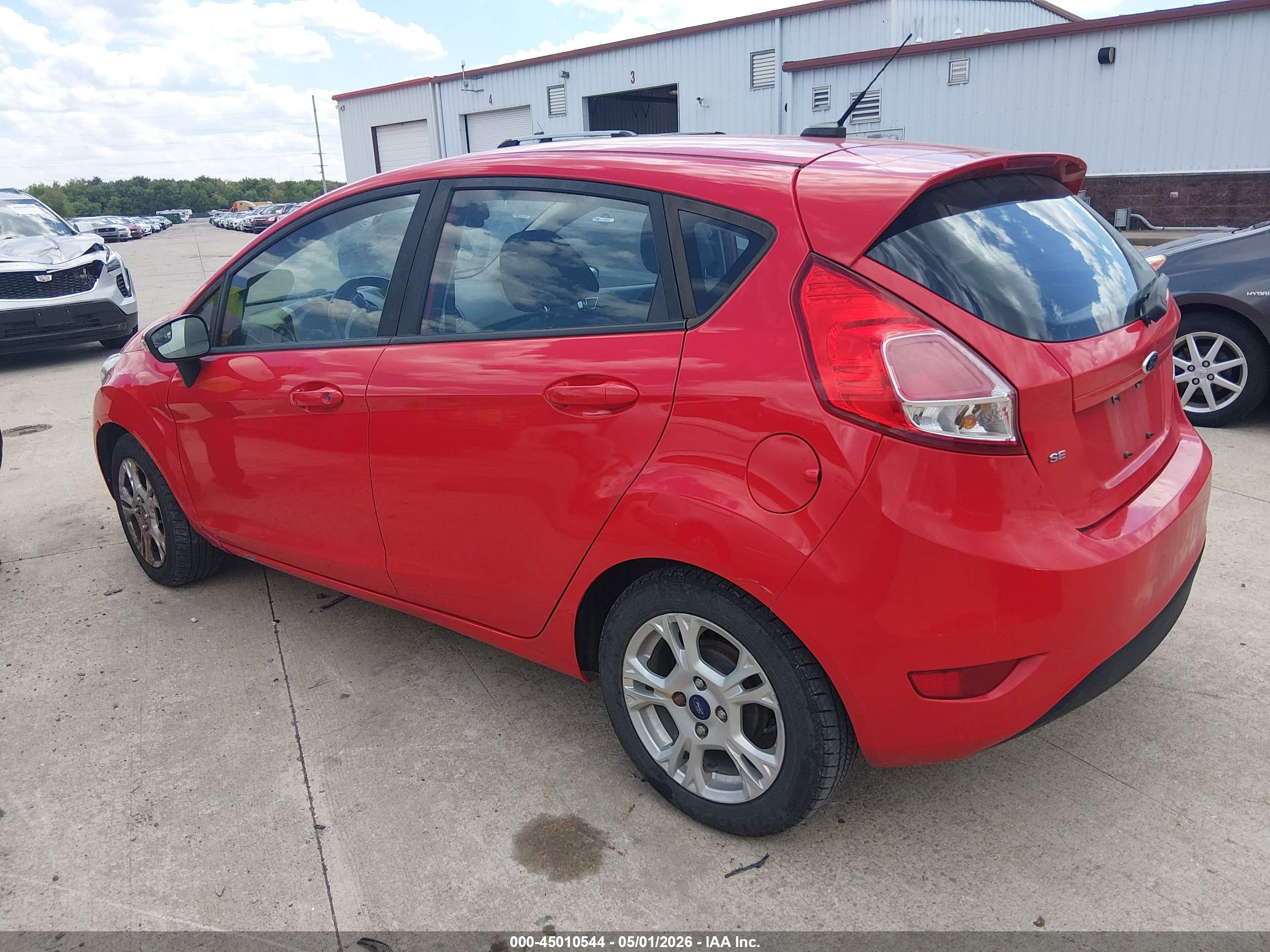 FORD FIESTA image 3