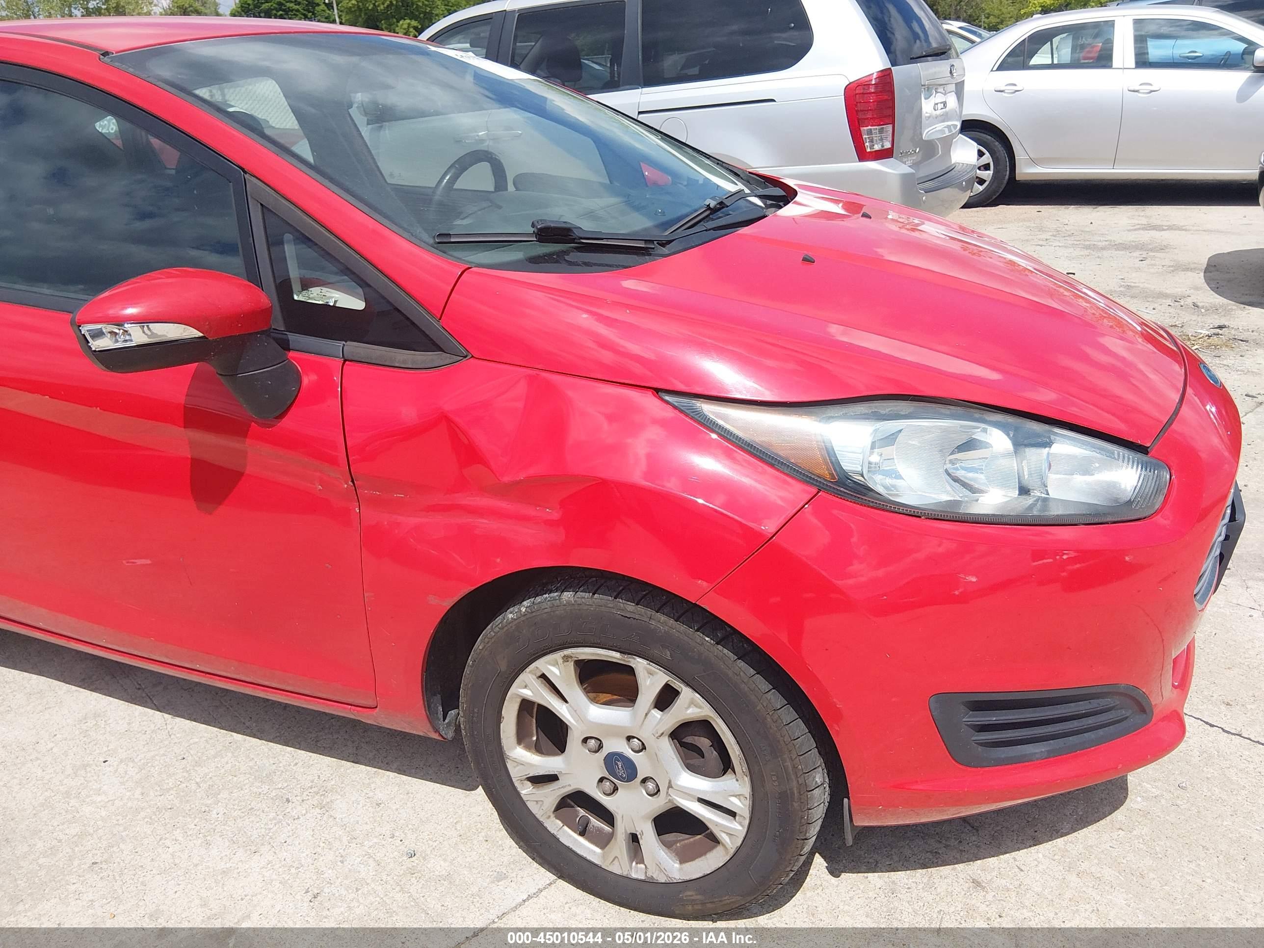 FORD FIESTA image 6