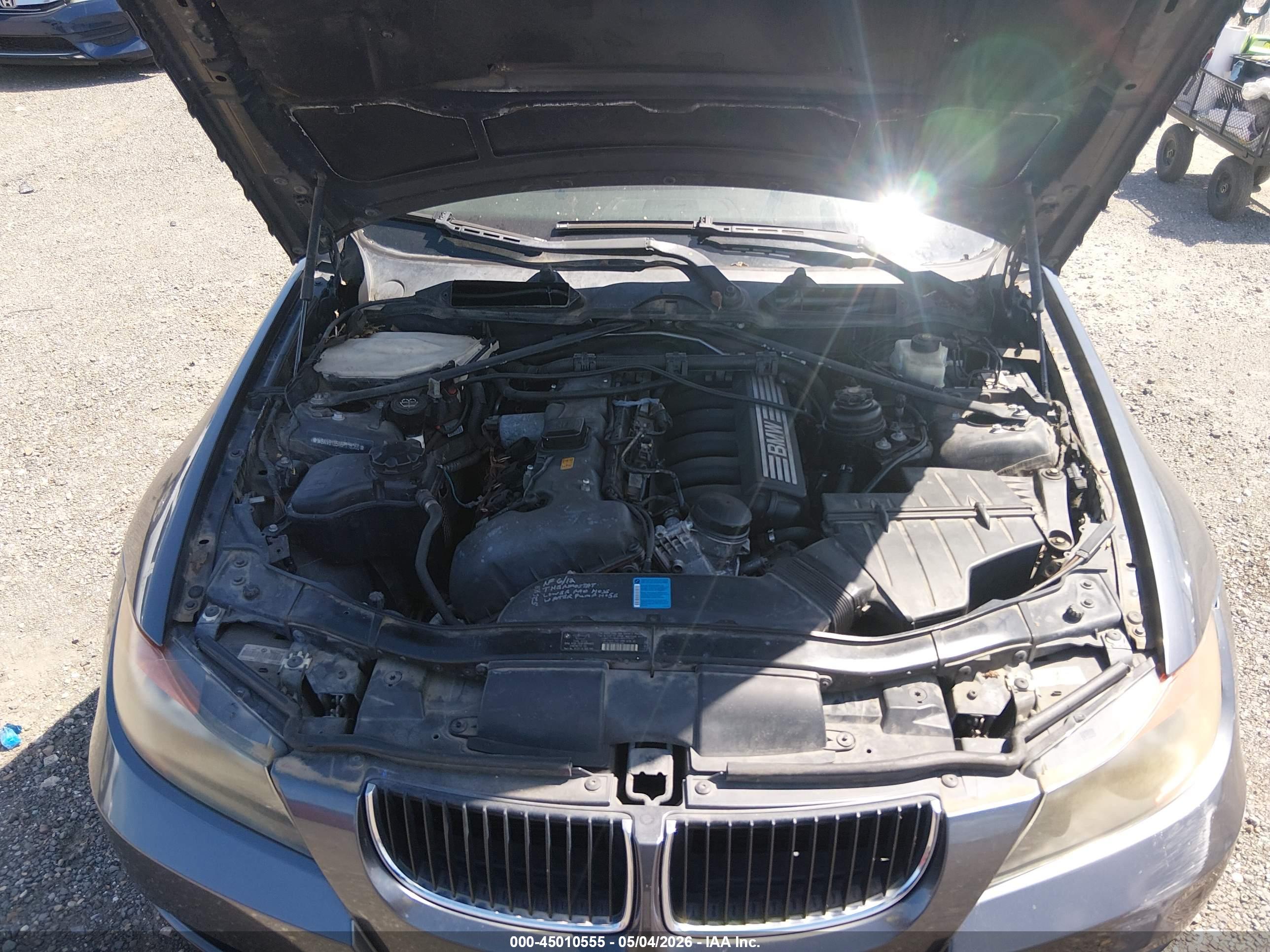 BMW 325I image 10
