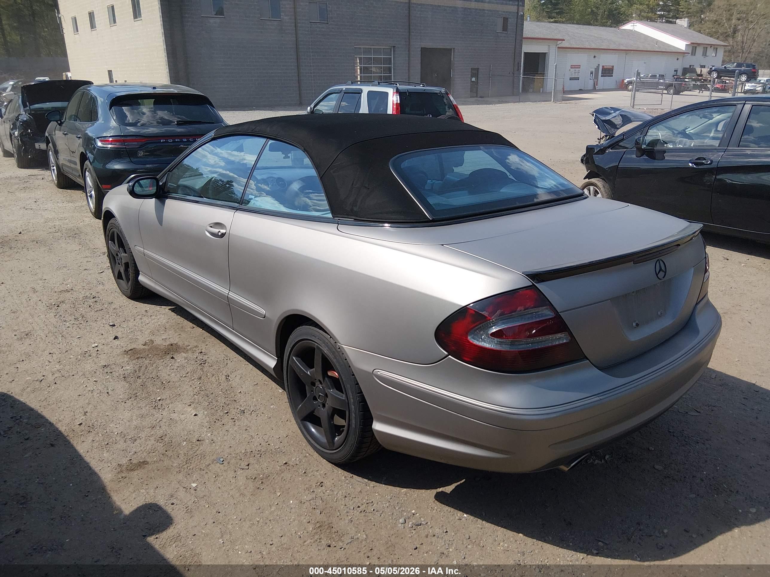 MERCEDES-BENZ CLK image 3