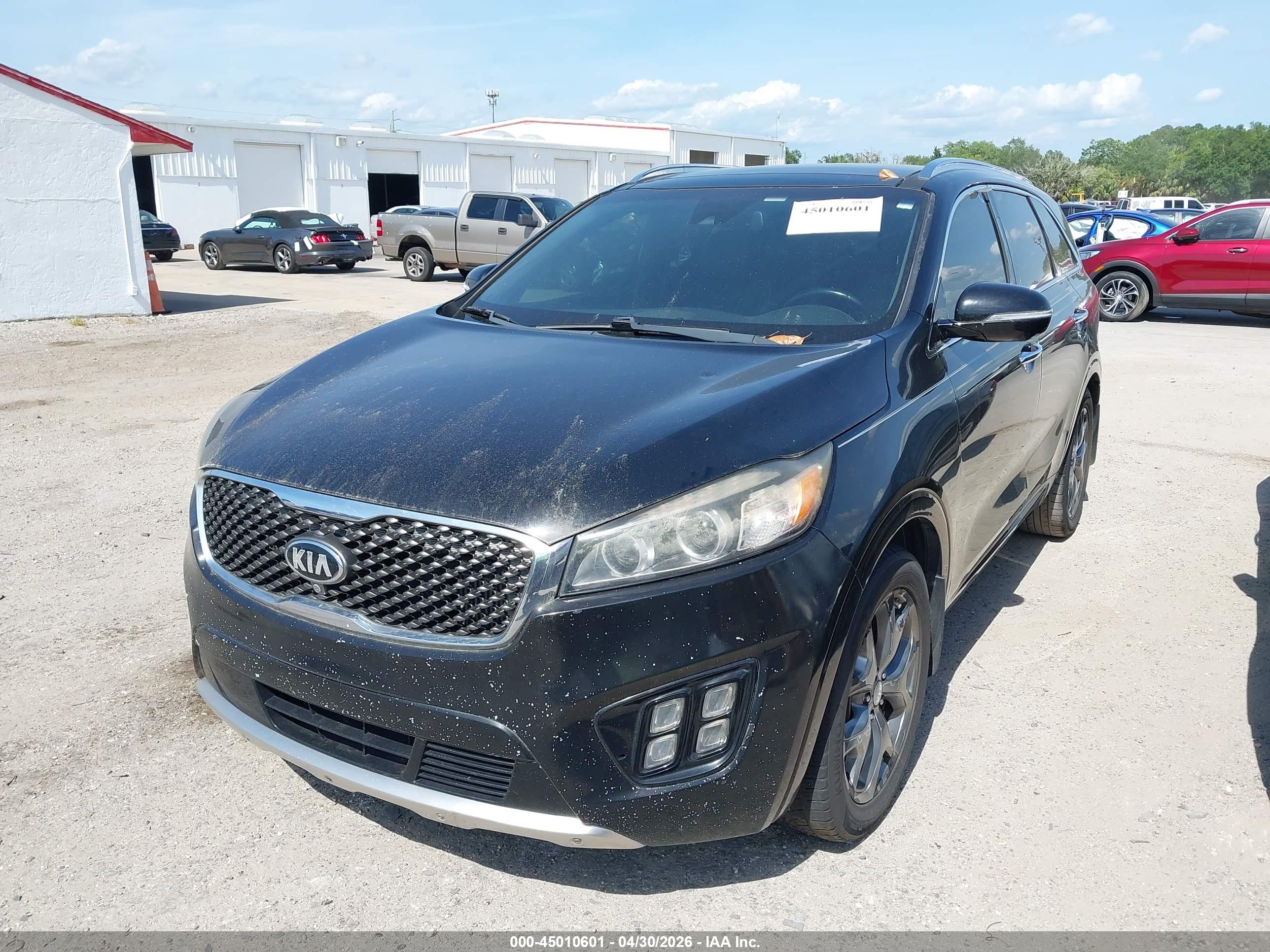 KIA SORENTO image 6