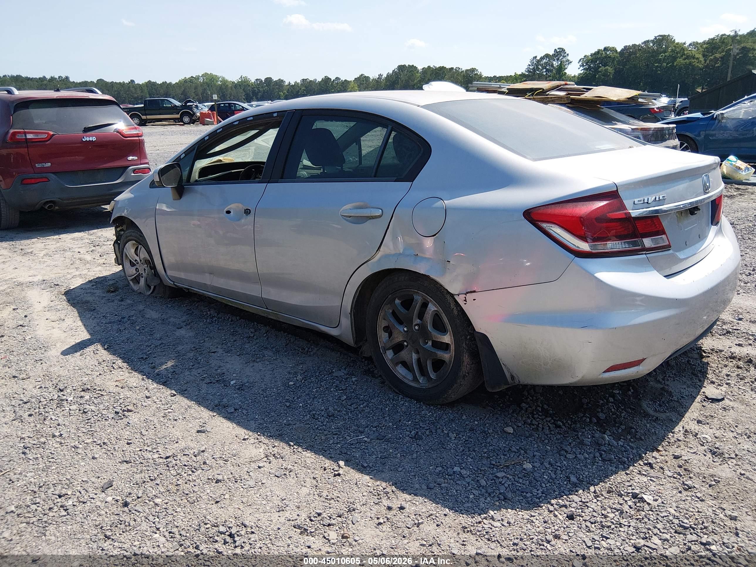 HONDA CIVIC image 3