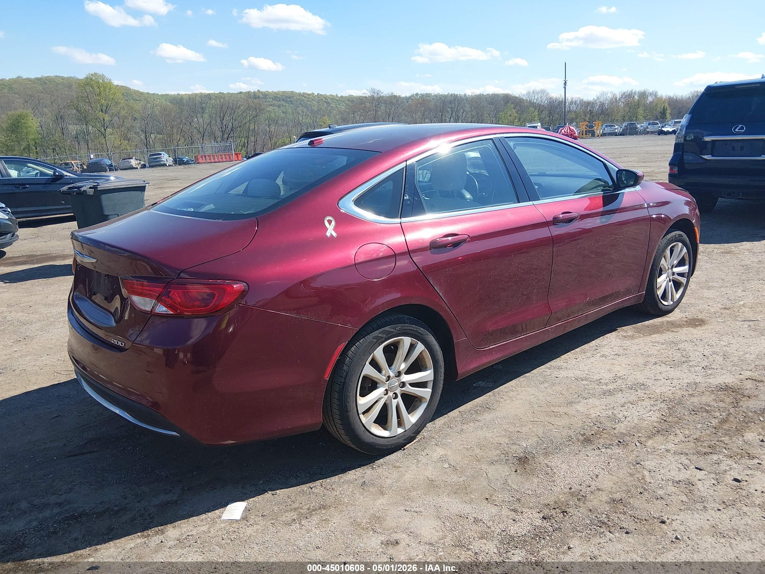 CHRYSLER 200 image 4