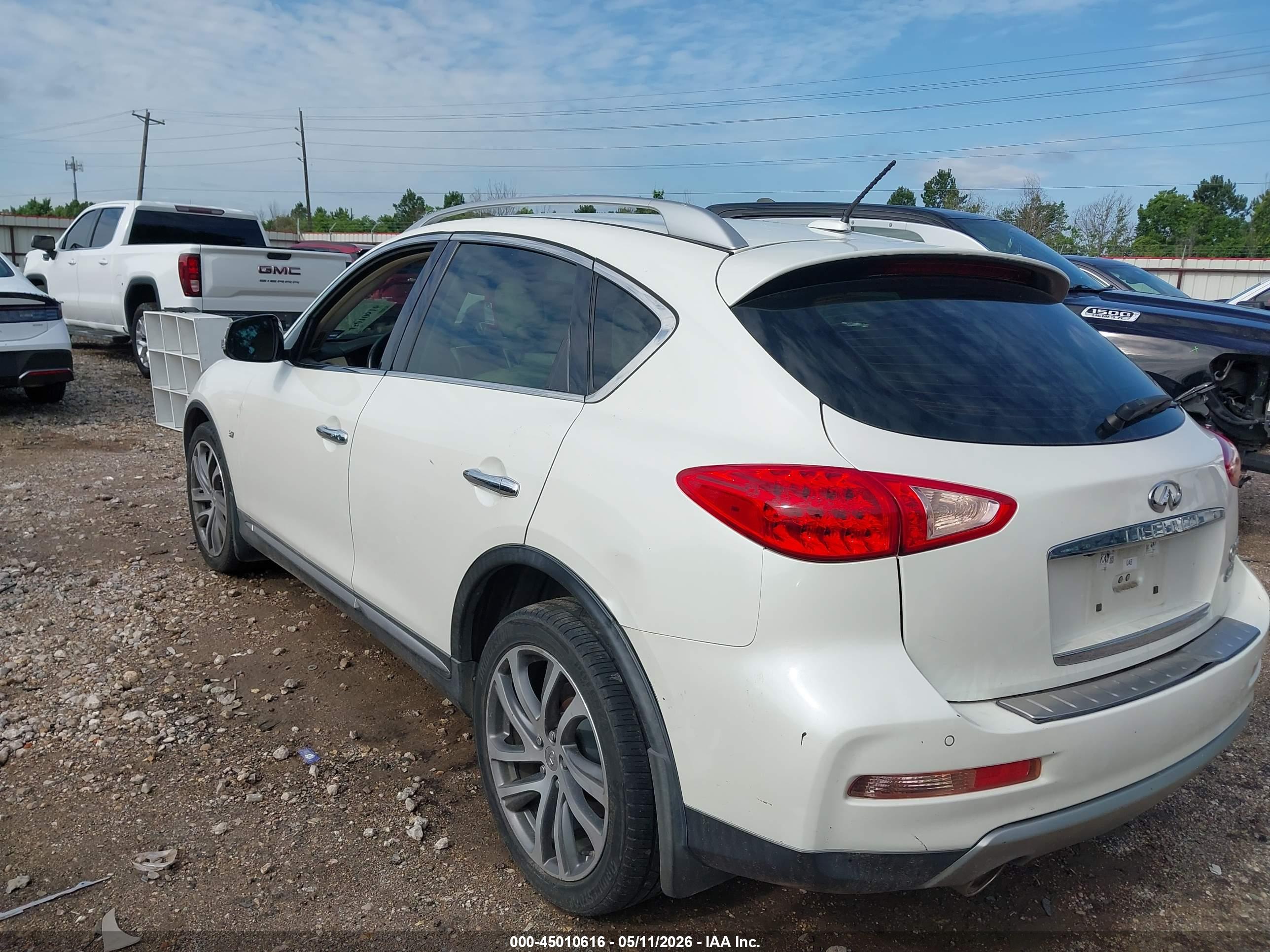 INFINITI QX50 image 3