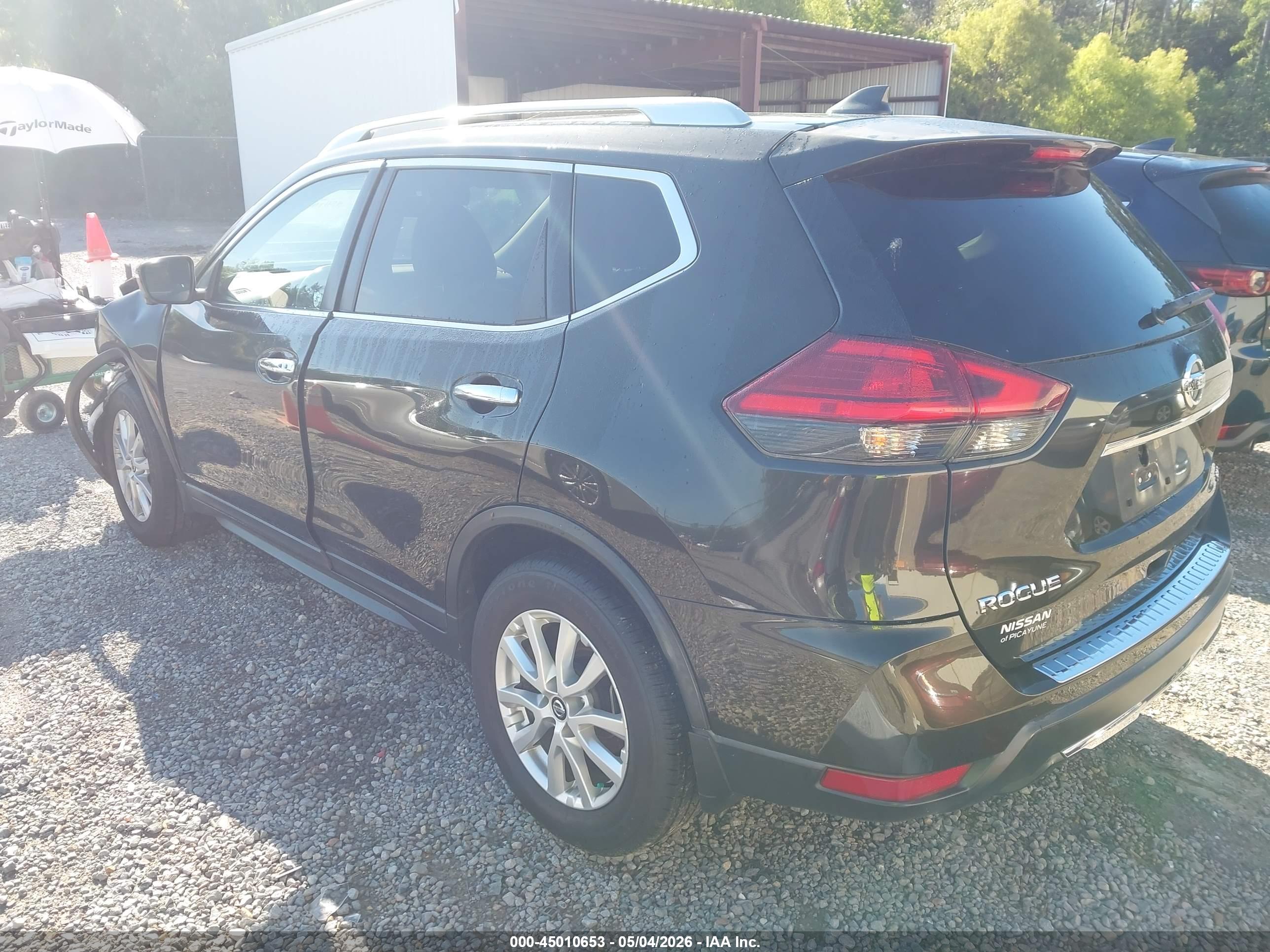 NISSAN ROGUE image 3