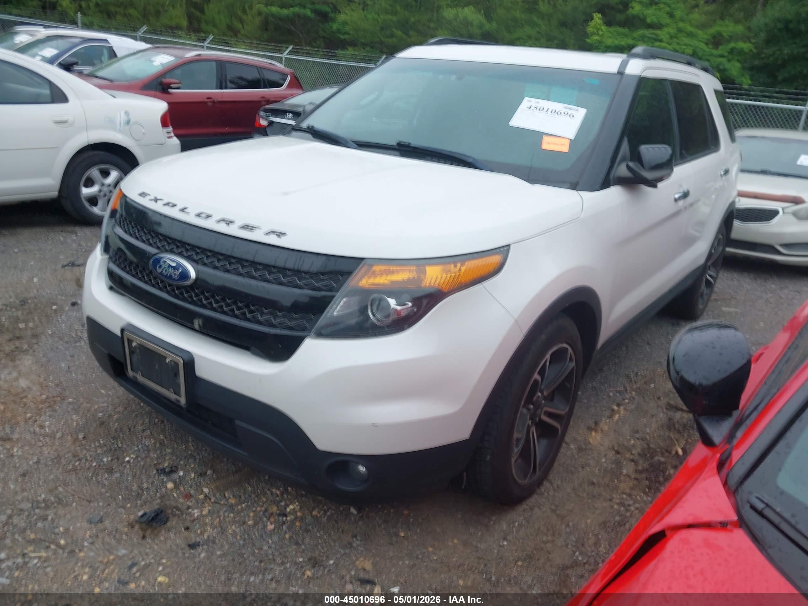 FORD EXPLORER image 2