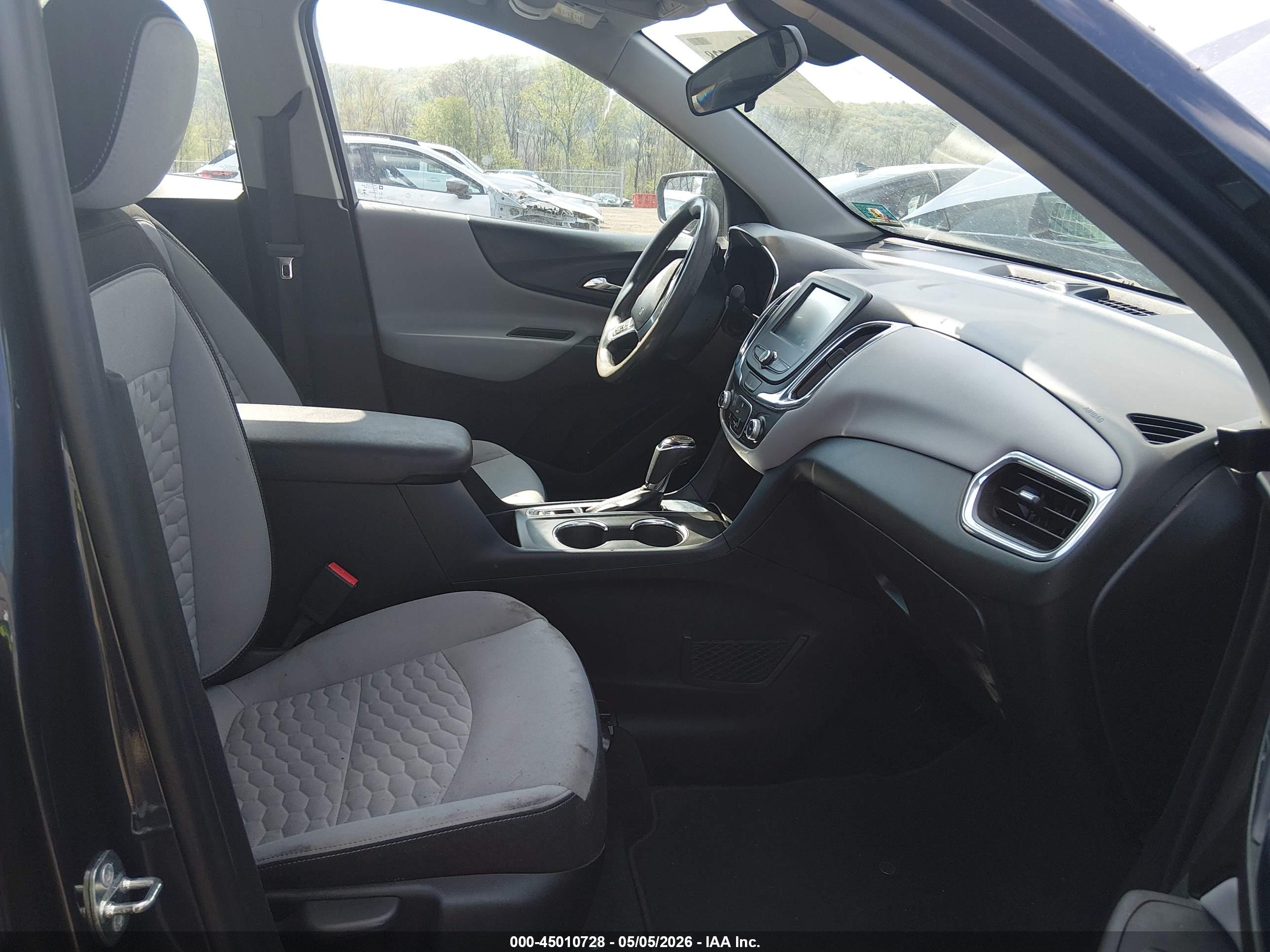 CHEVROLET EQUINOX image 5