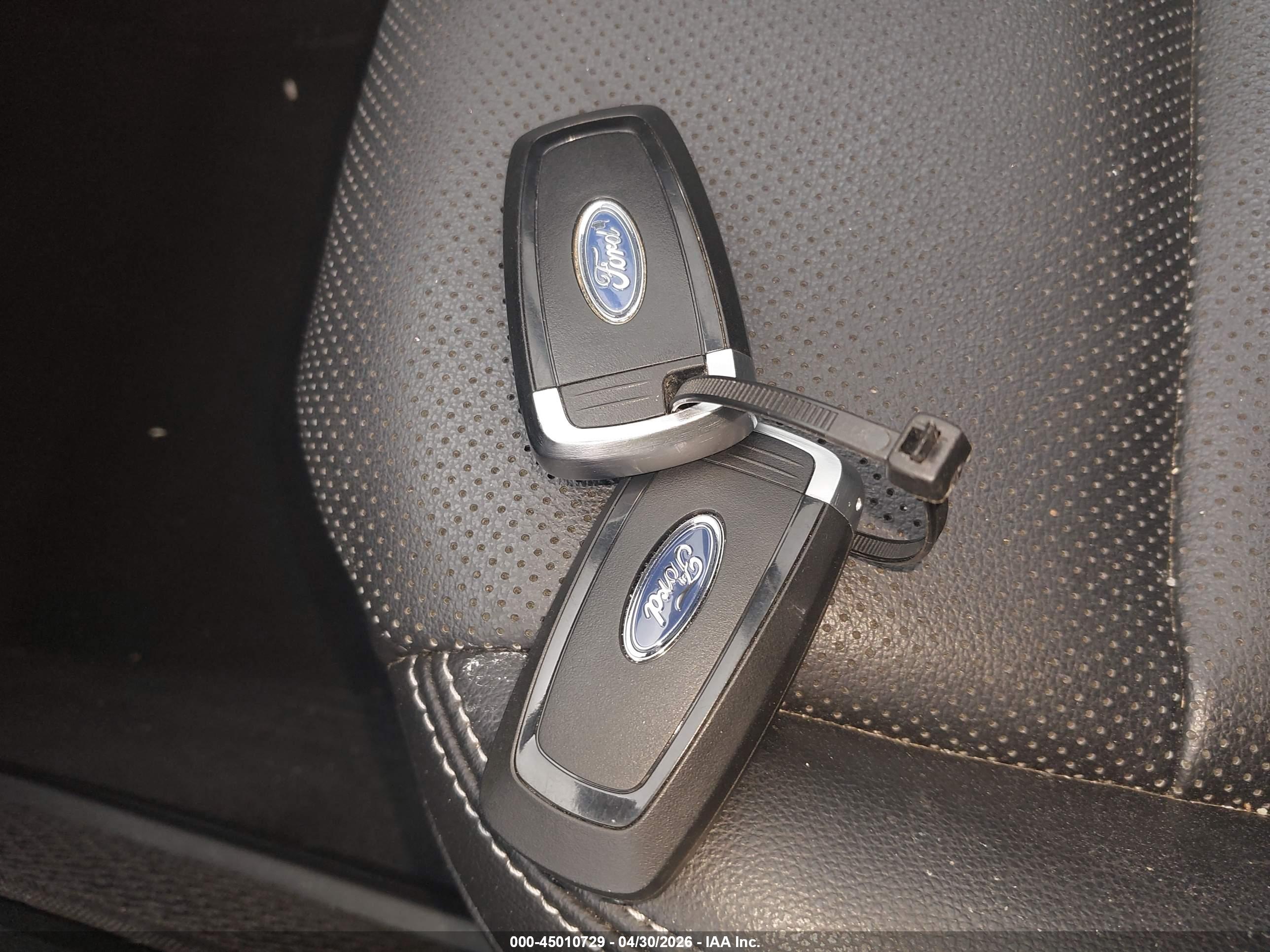 FORD ESCAPE image 11
