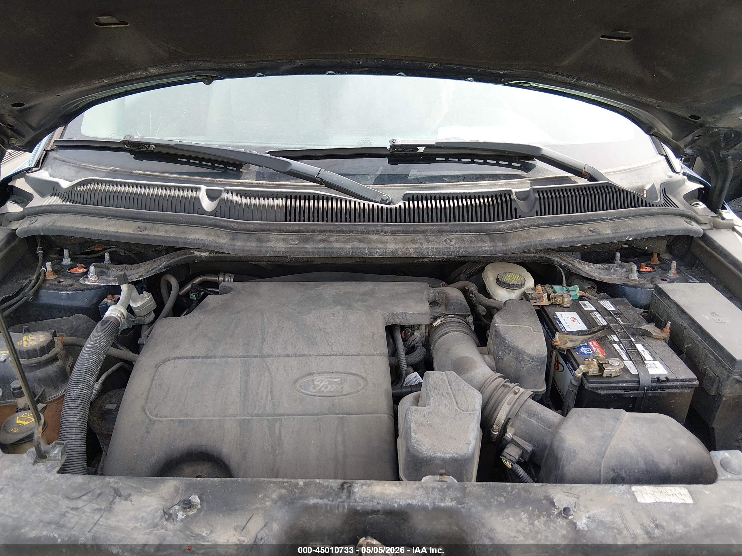 FORD EXPLORER image 10