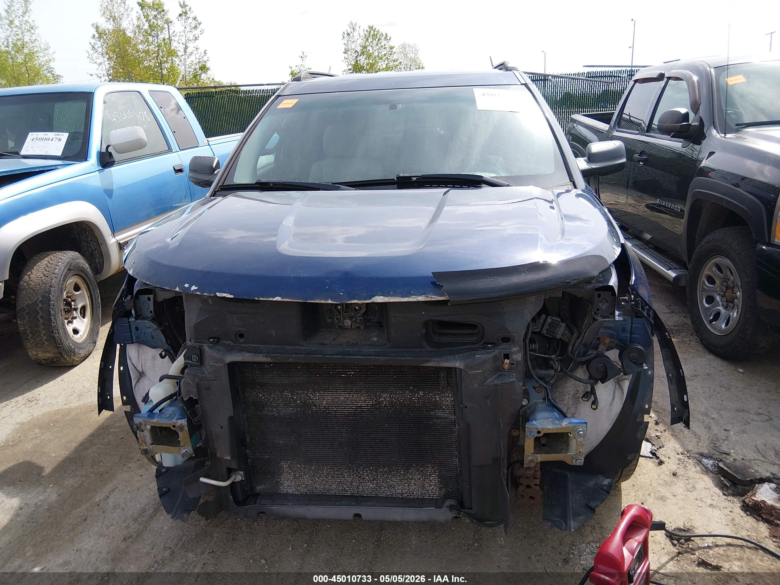 FORD EXPLORER image 6