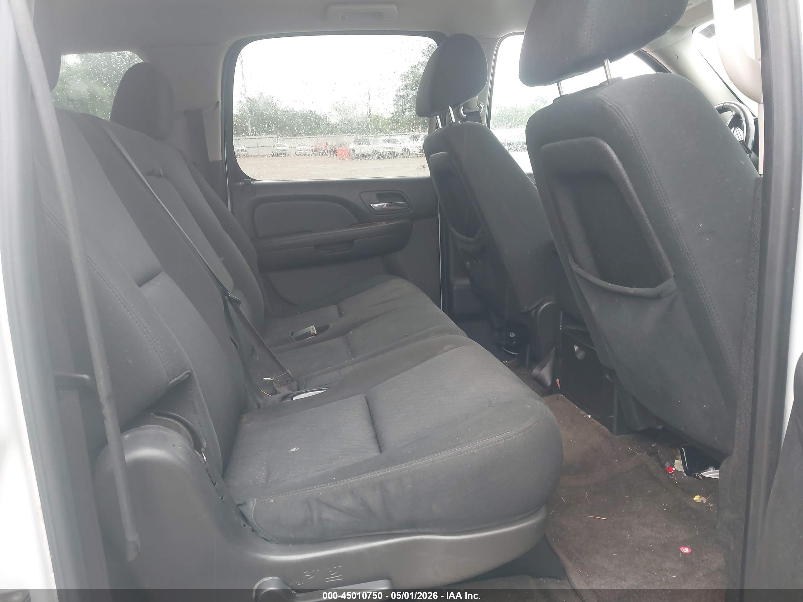 GMC YUKON image 8