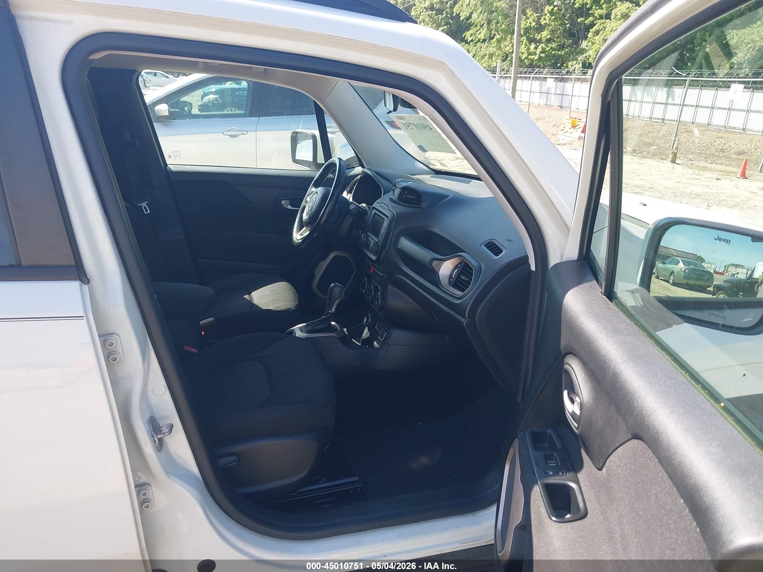 JEEP RENEGADE image 5