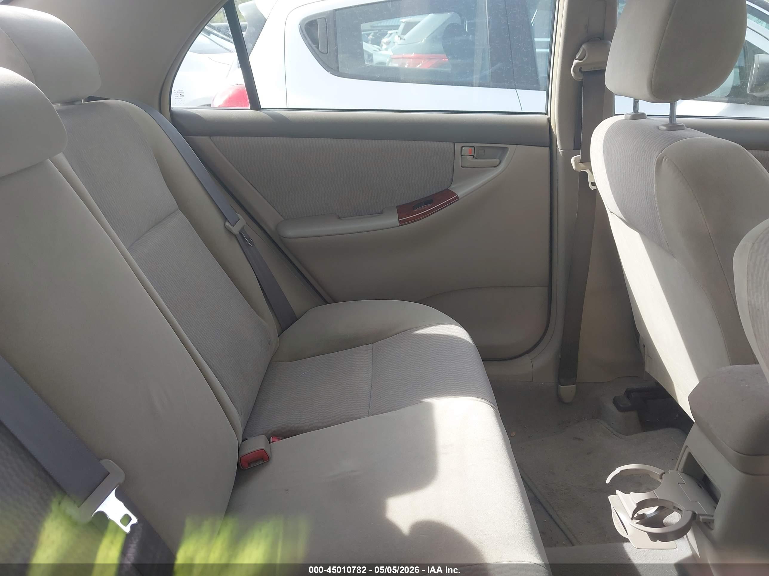 TOYOTA COROLLA image 8