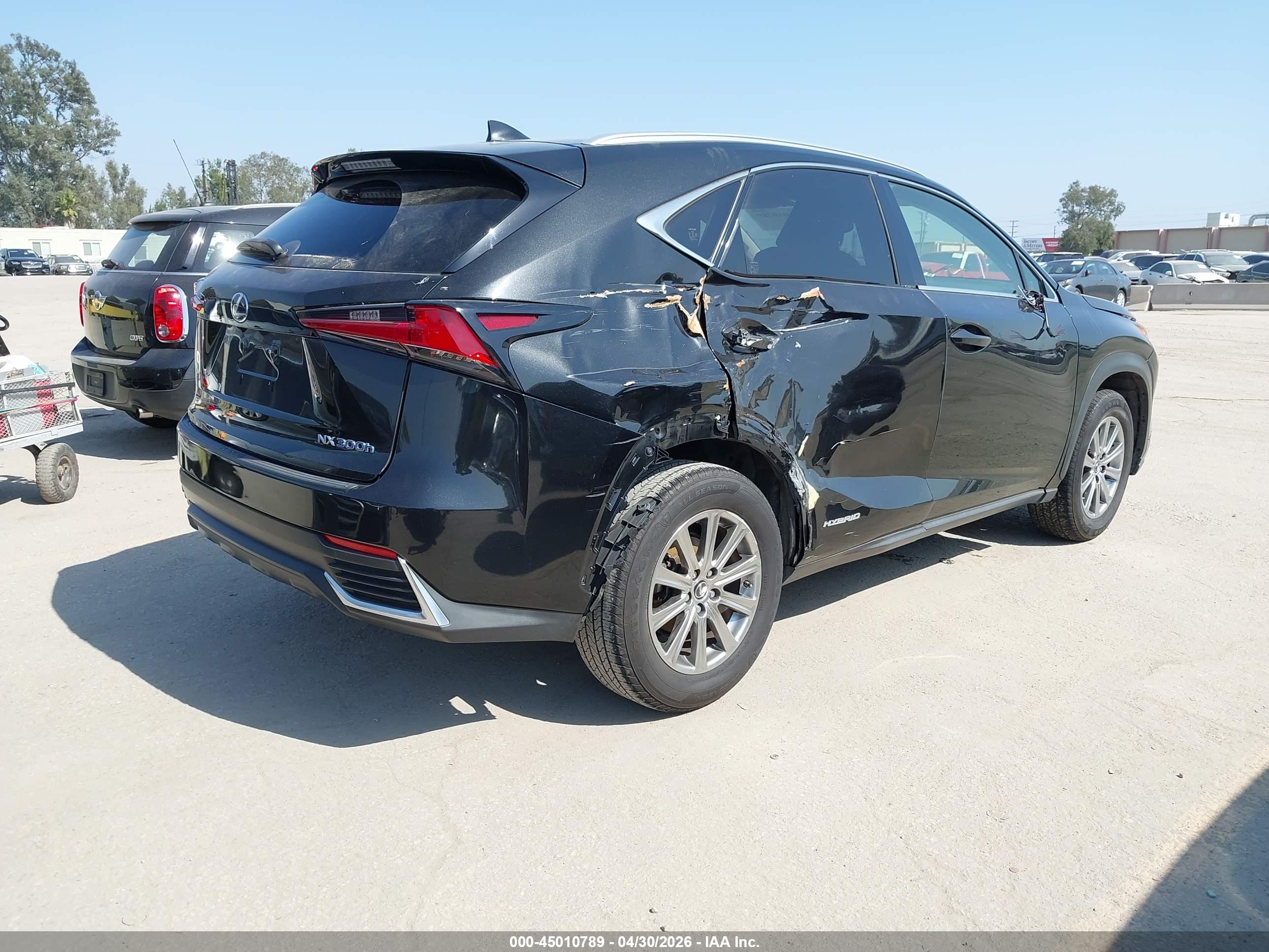 LEXUS NX image 4