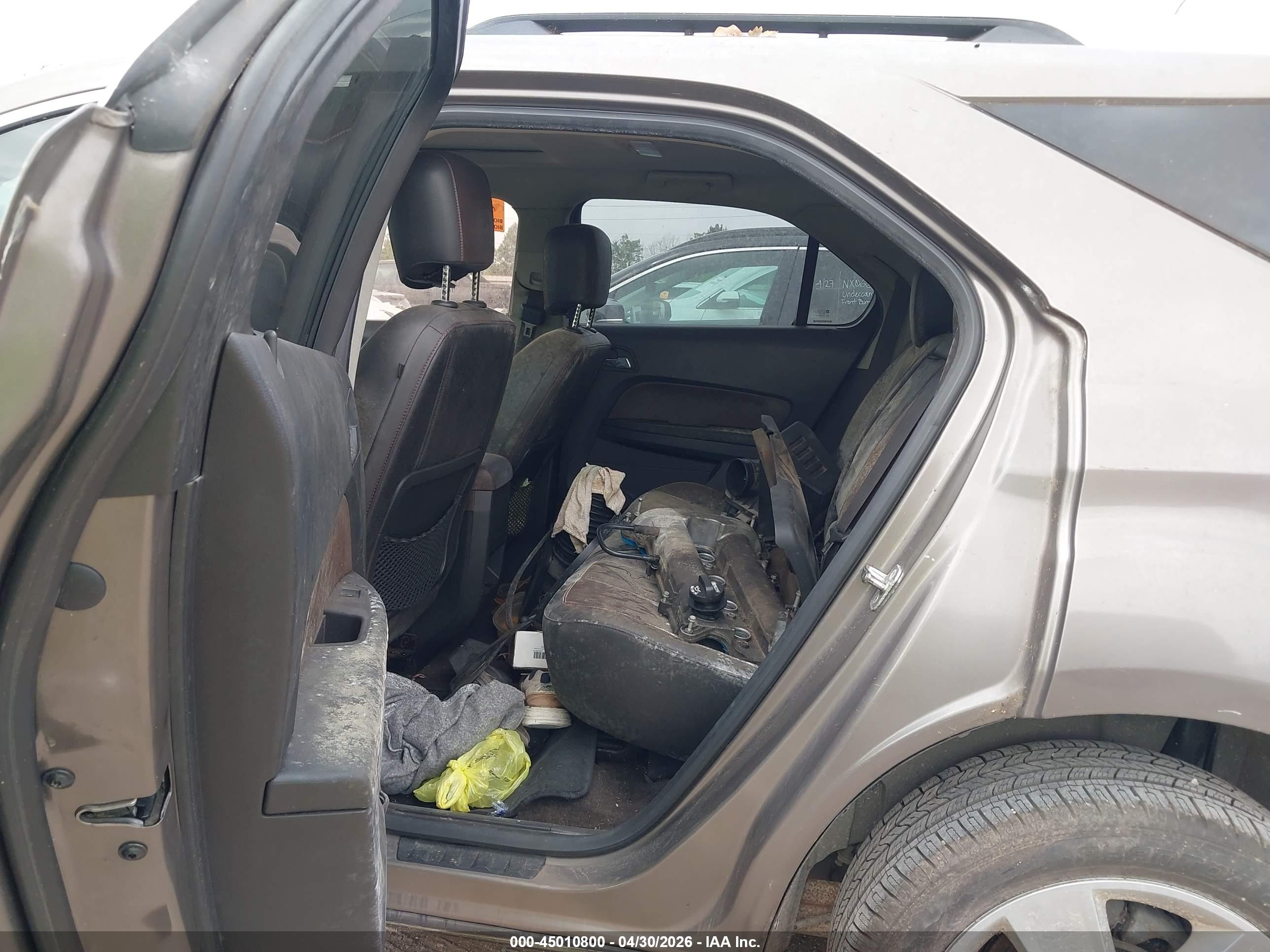 CHEVROLET EQUINOX image 8