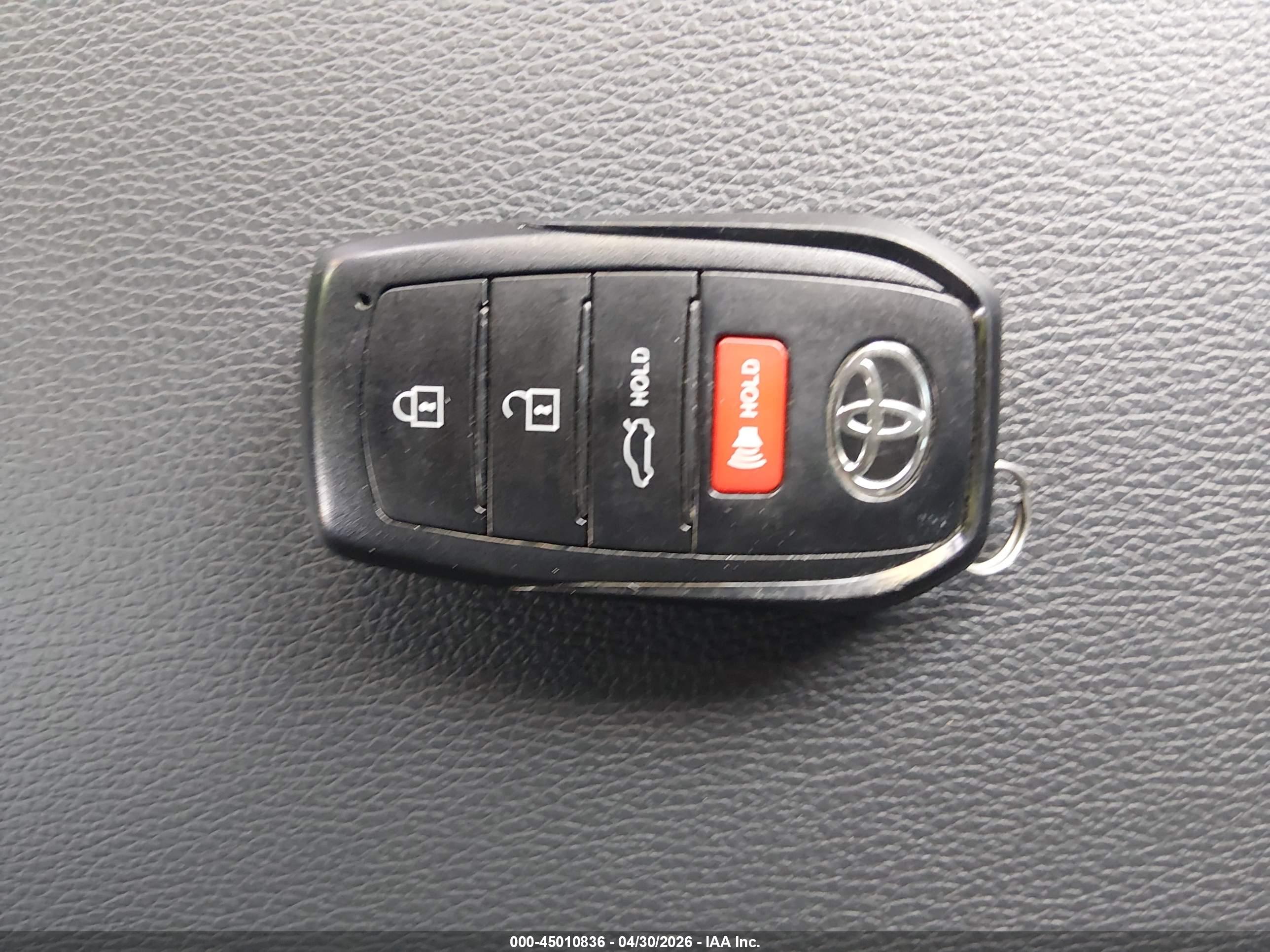 TOYOTA CAMRY image 11