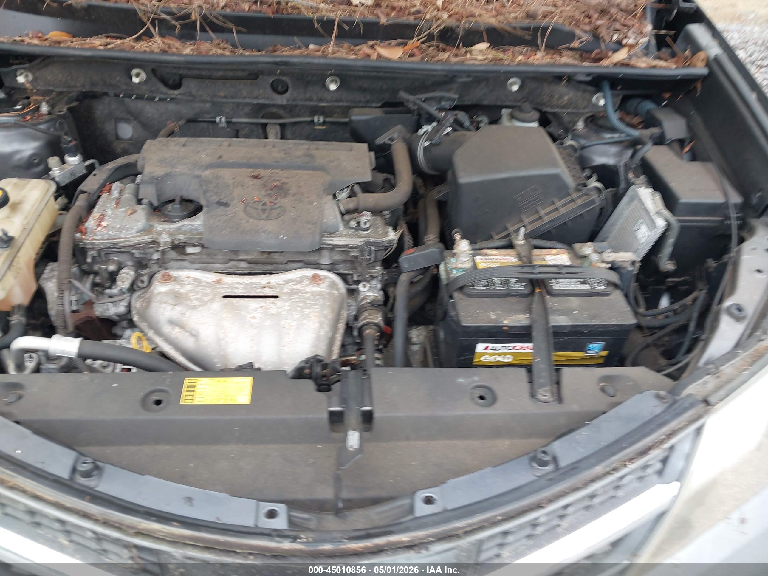 TOYOTA RAV4 image 10