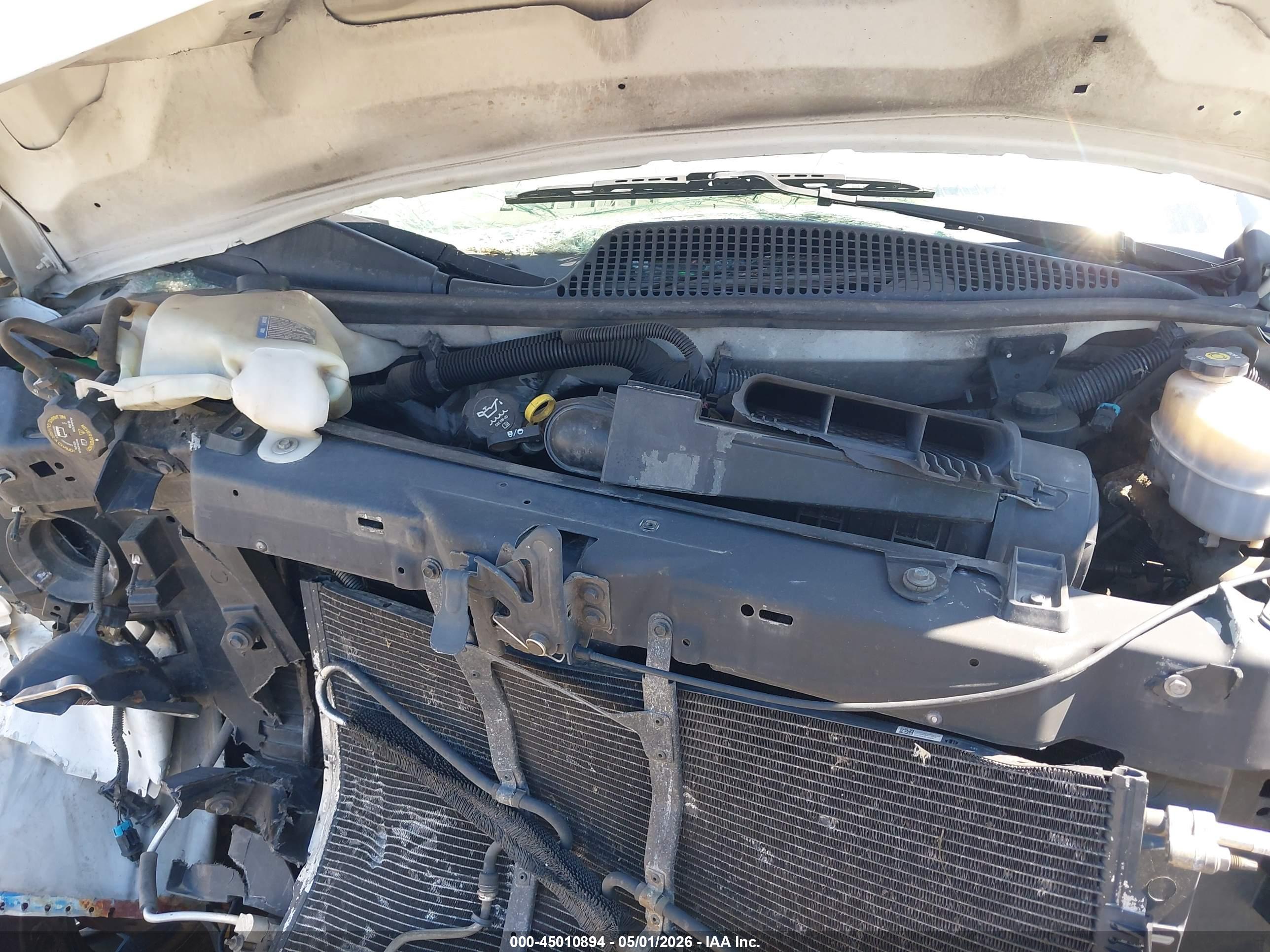 GMC SAVANA image 10