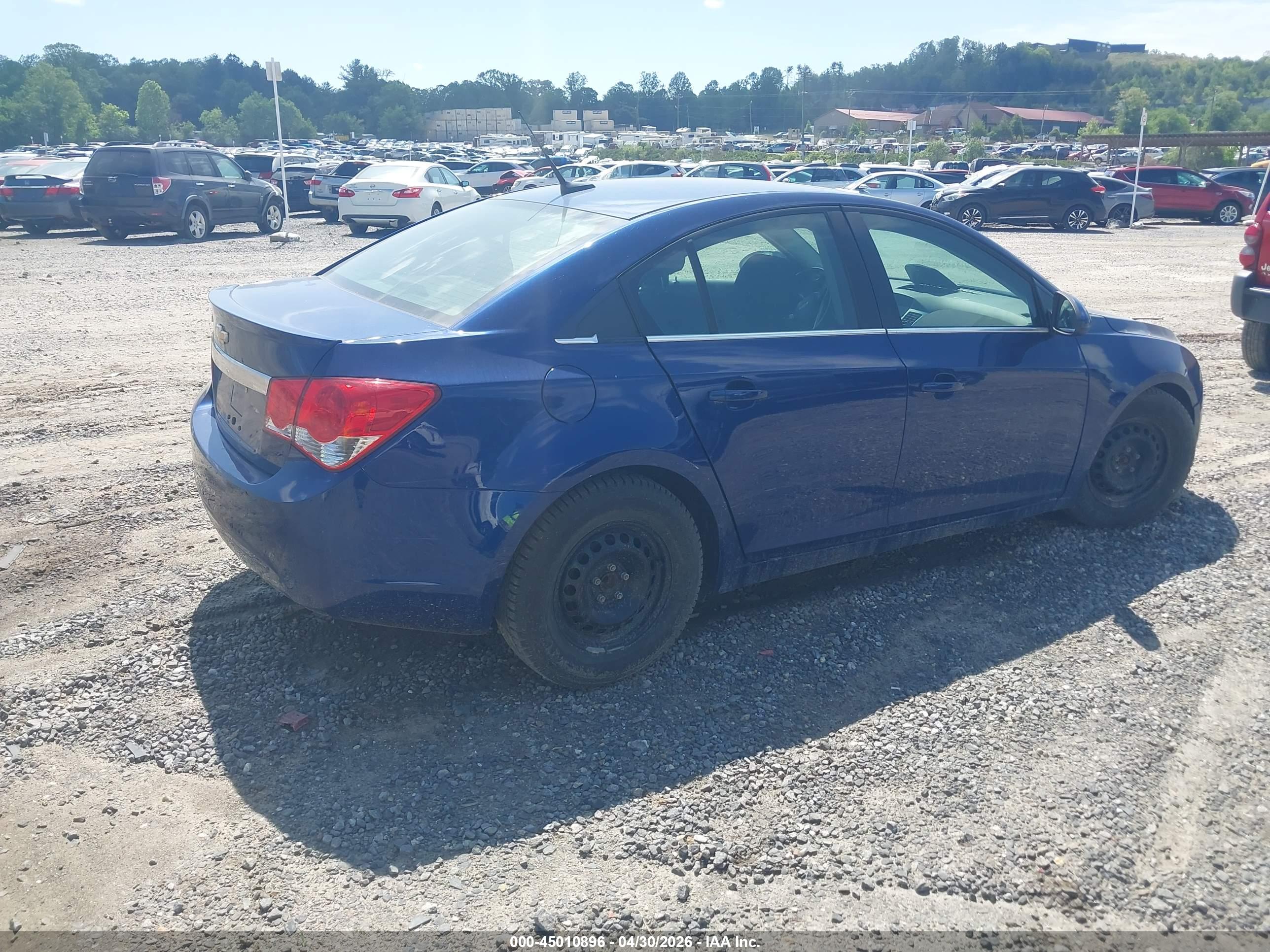 CHEVROLET CRUZE image 4