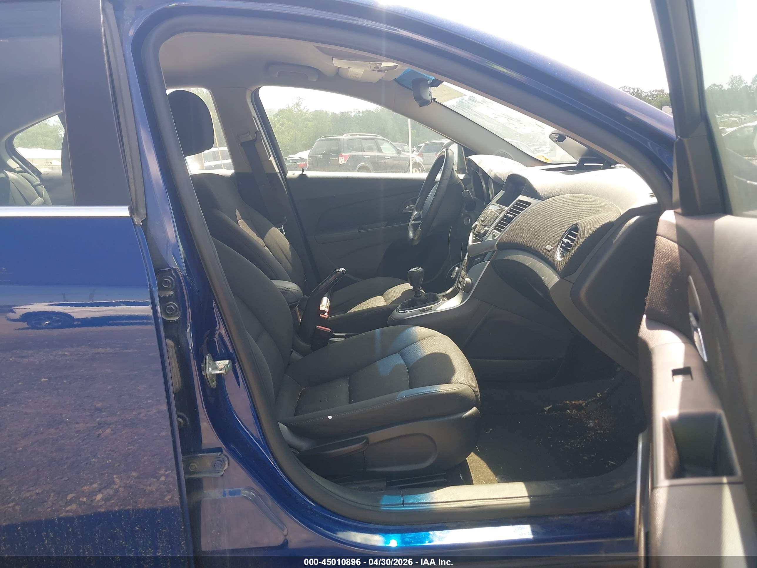 CHEVROLET CRUZE image 5
