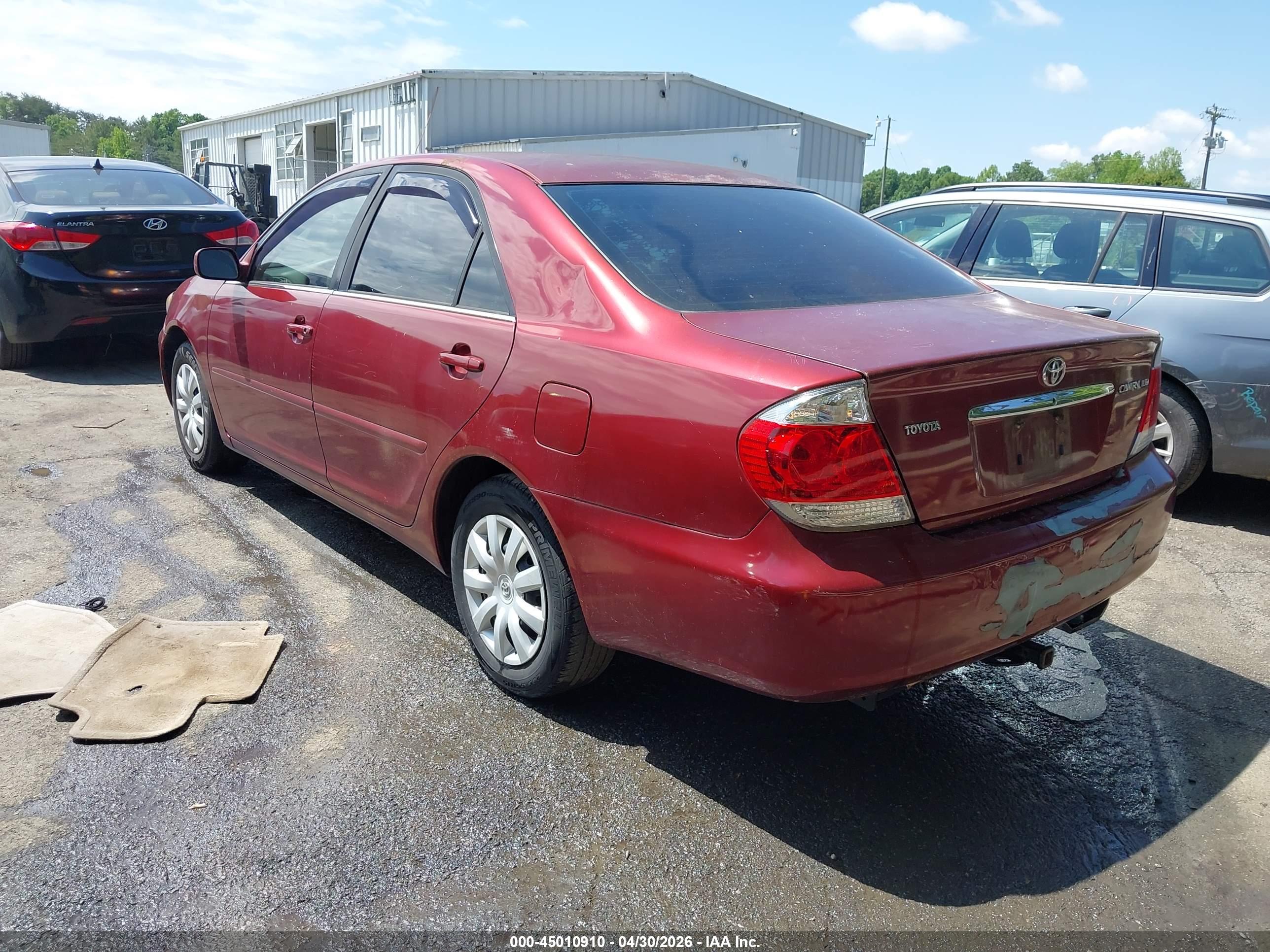 TOYOTA CAMRY image 3