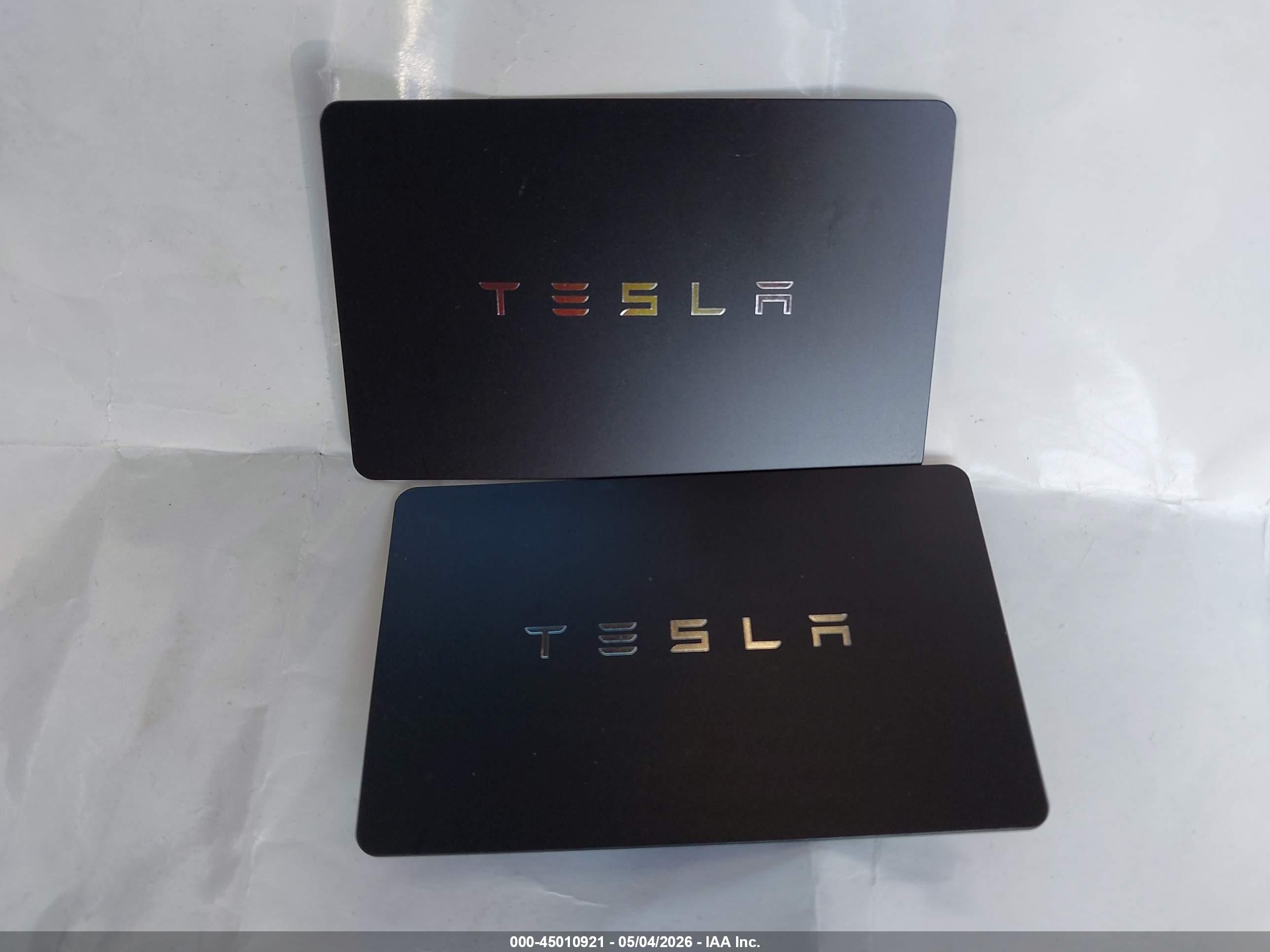 TESLA MODEL image 11